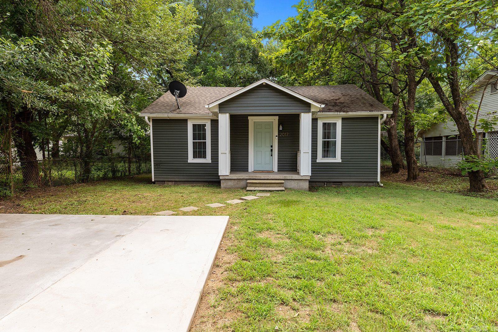 2017 Hairston Avenue Property Photo 1