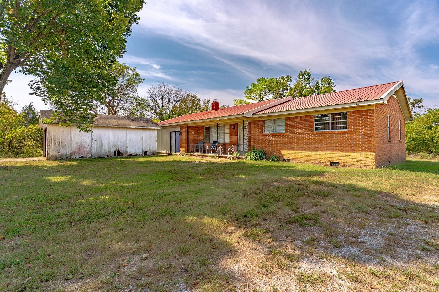 19571 W Highway 90 Property Photo 5