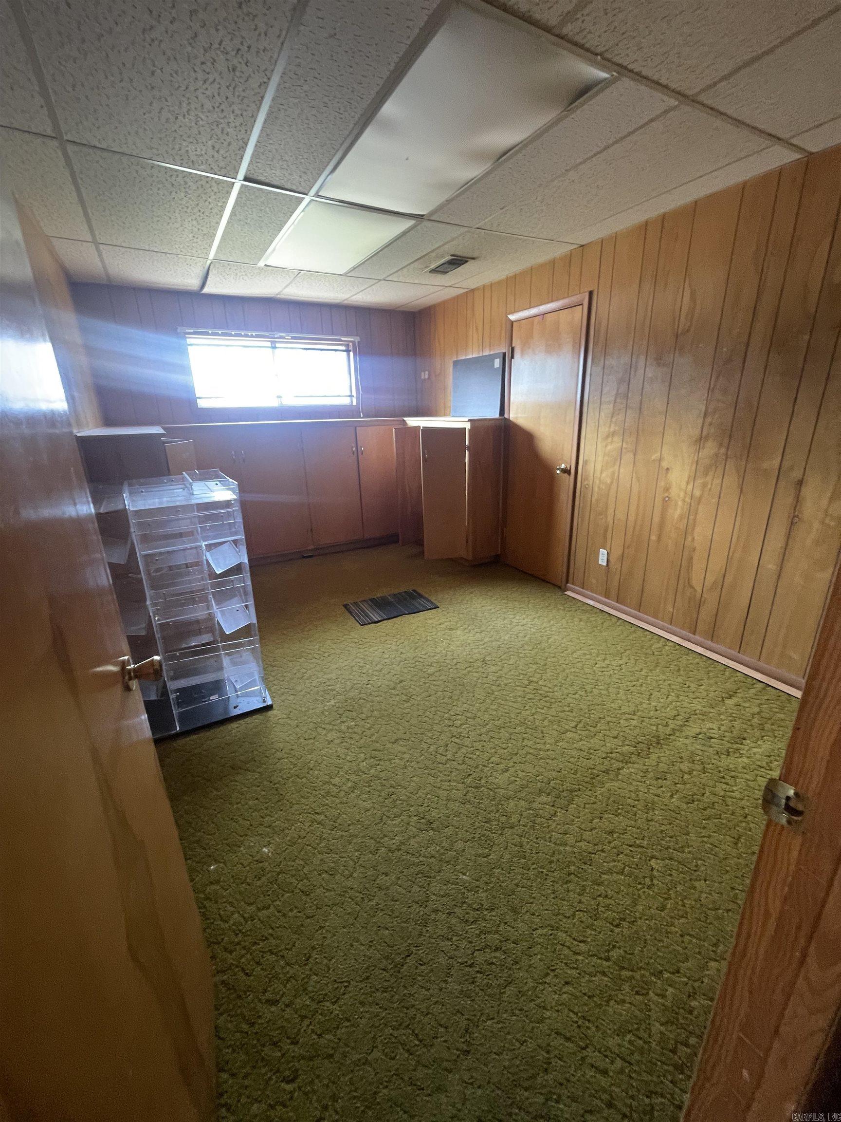 2902 Catalpa Property Photo 12