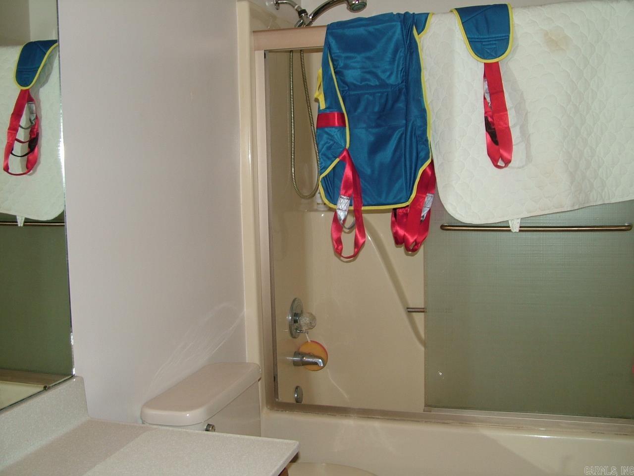 611 Hickory Hollow Drive Property Photo 10