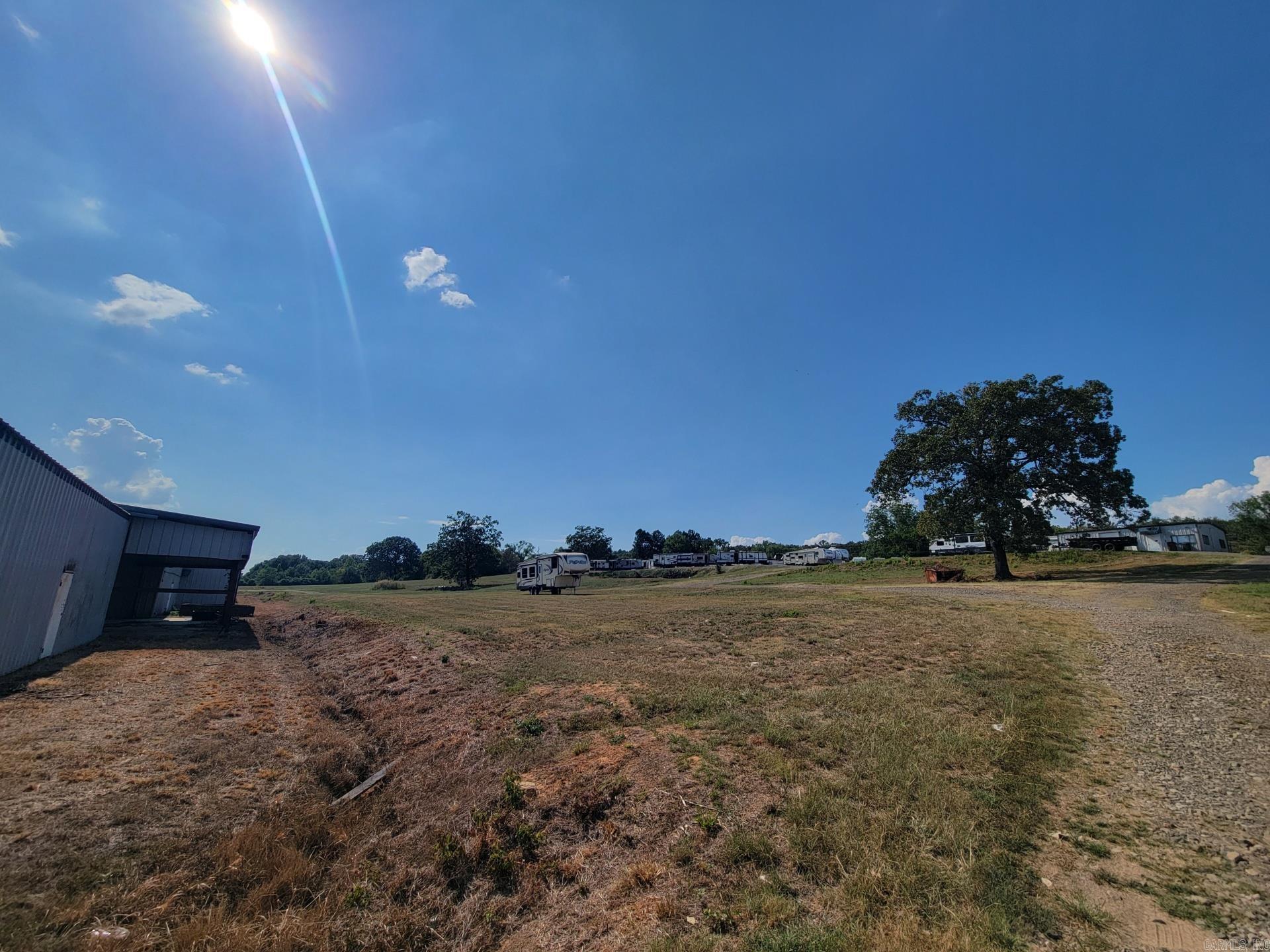 307 W Parker Property Photo 13