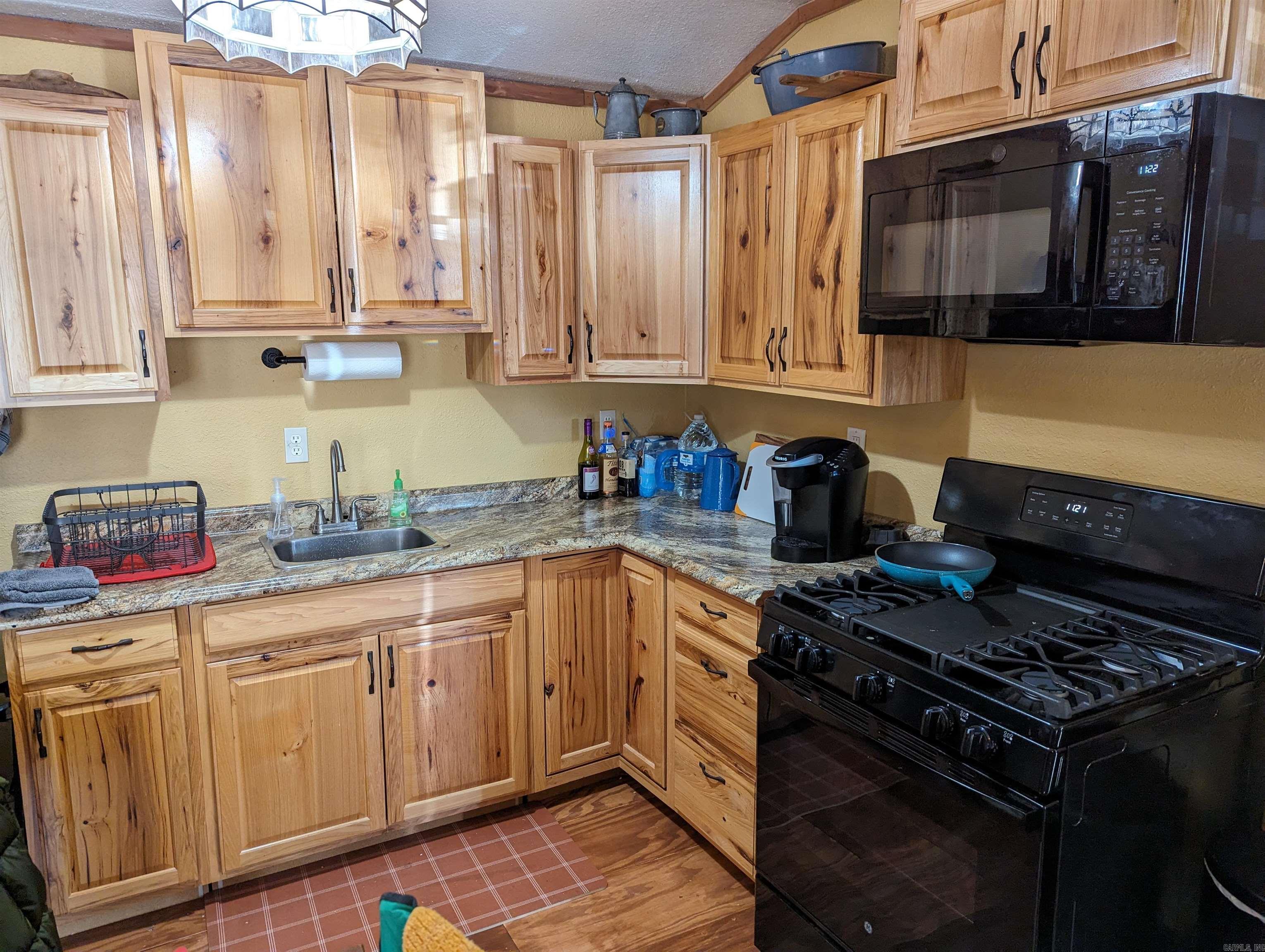304 Tater Knob Lane Property Photo 14