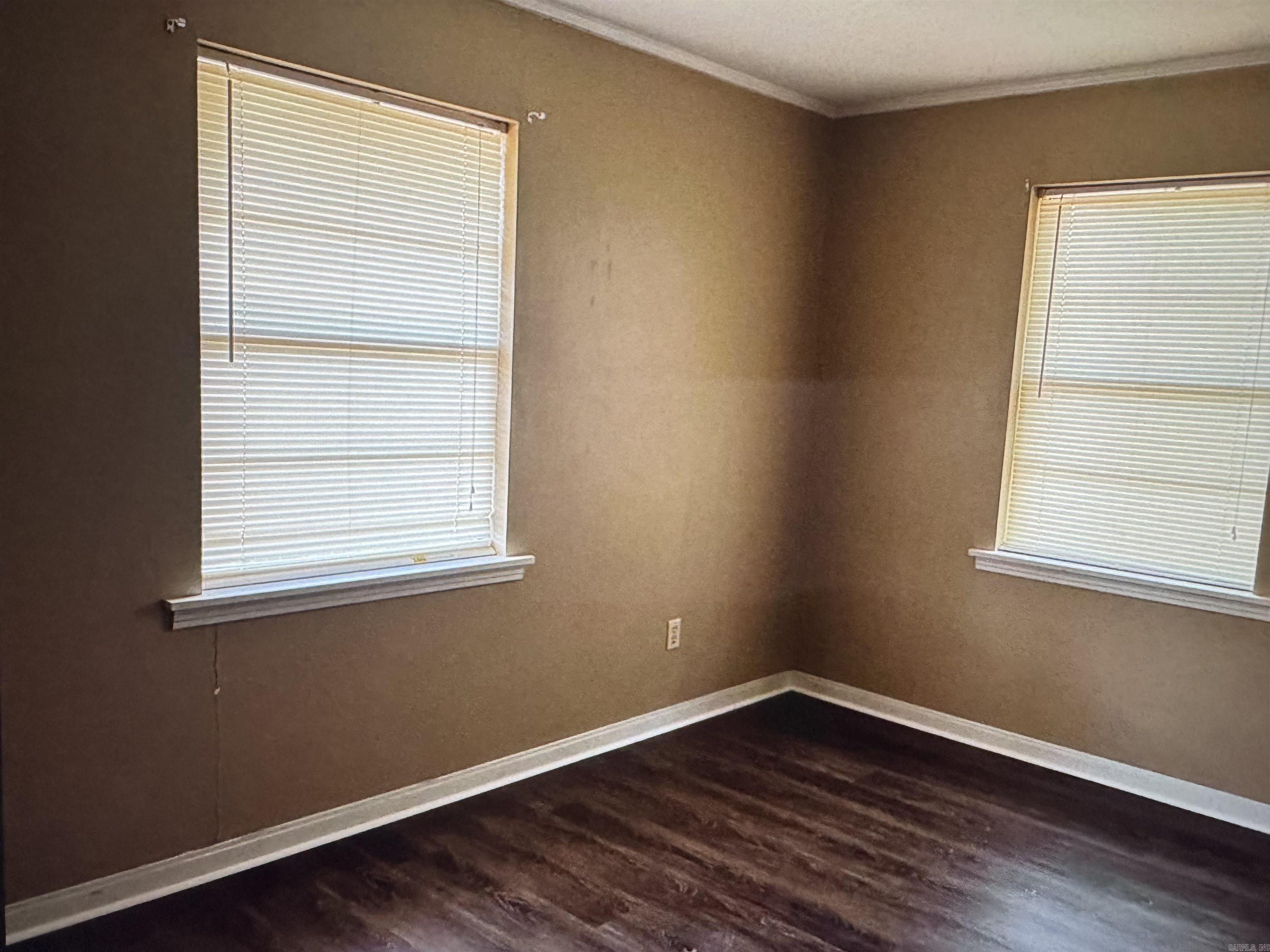 6328 Sheridan Rd Property Photo 14