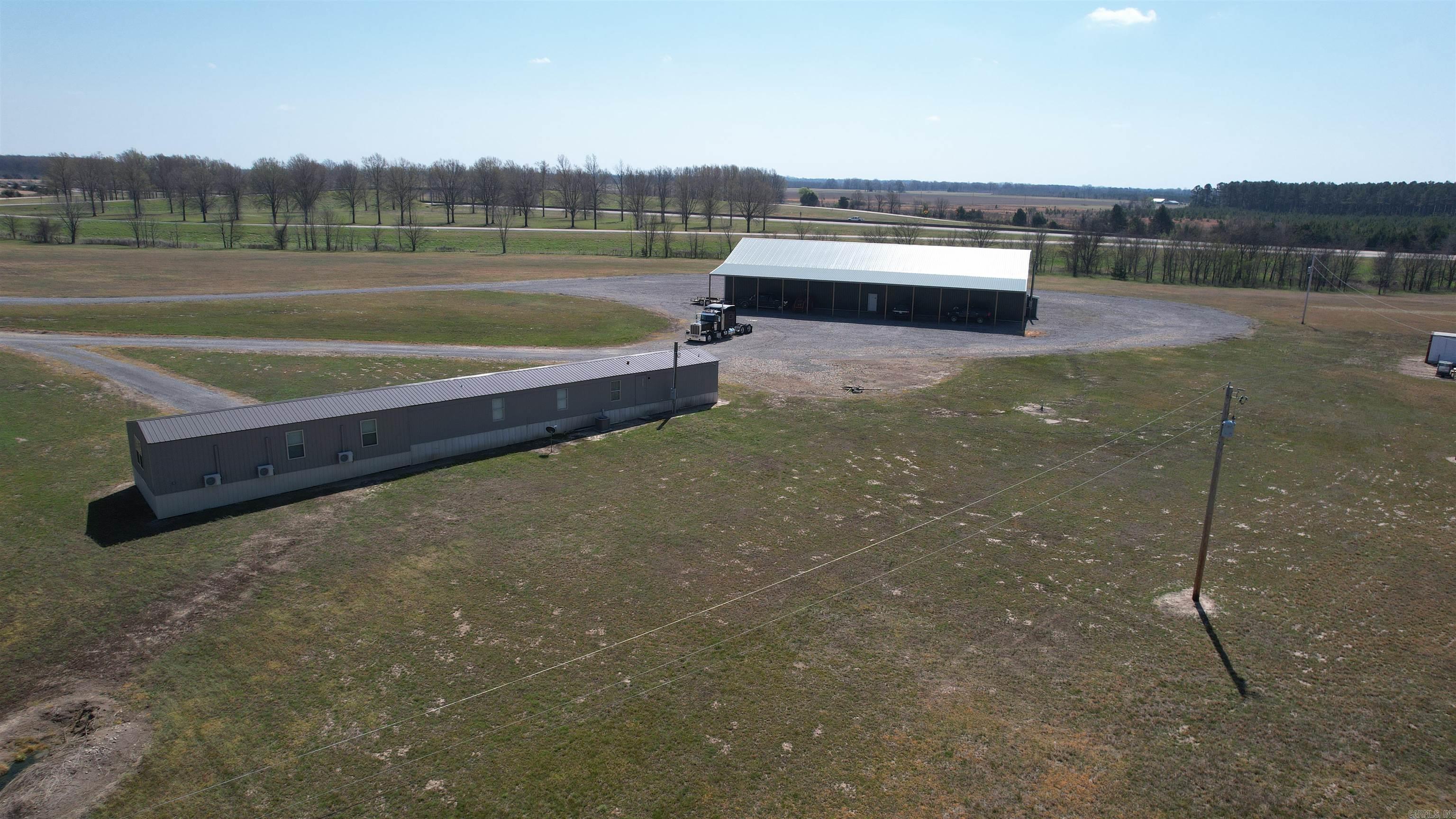 1982 Jackson 315 Property Photo 12