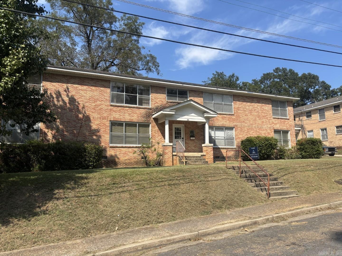 206 Dallas Ave Property Photo 1