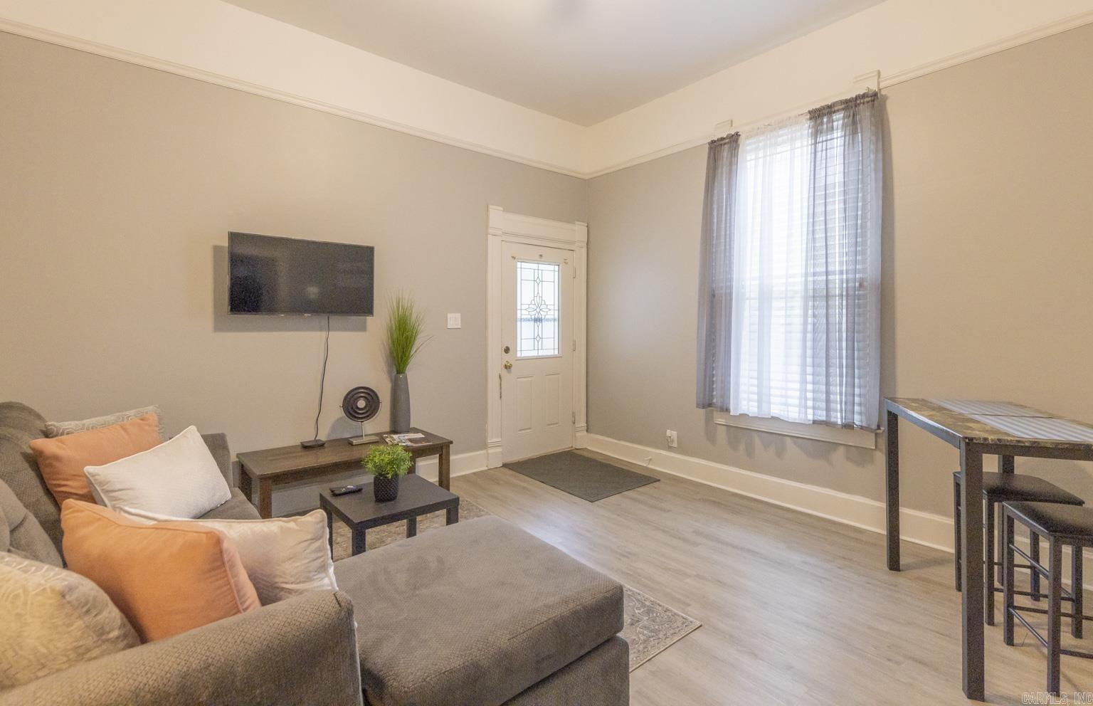 2014 S Louisiana Unit 3 Property Photo 8
