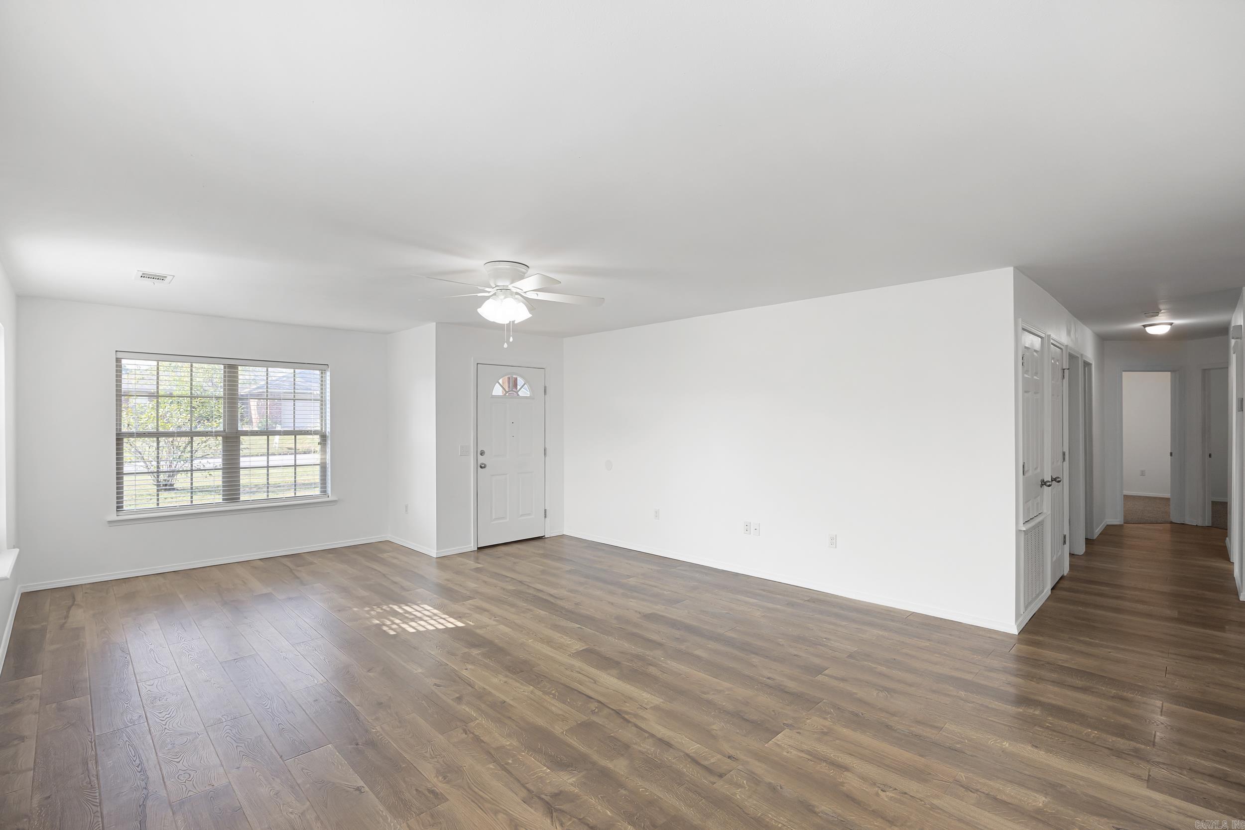 217 Ashbrook Lane Property Photo 4