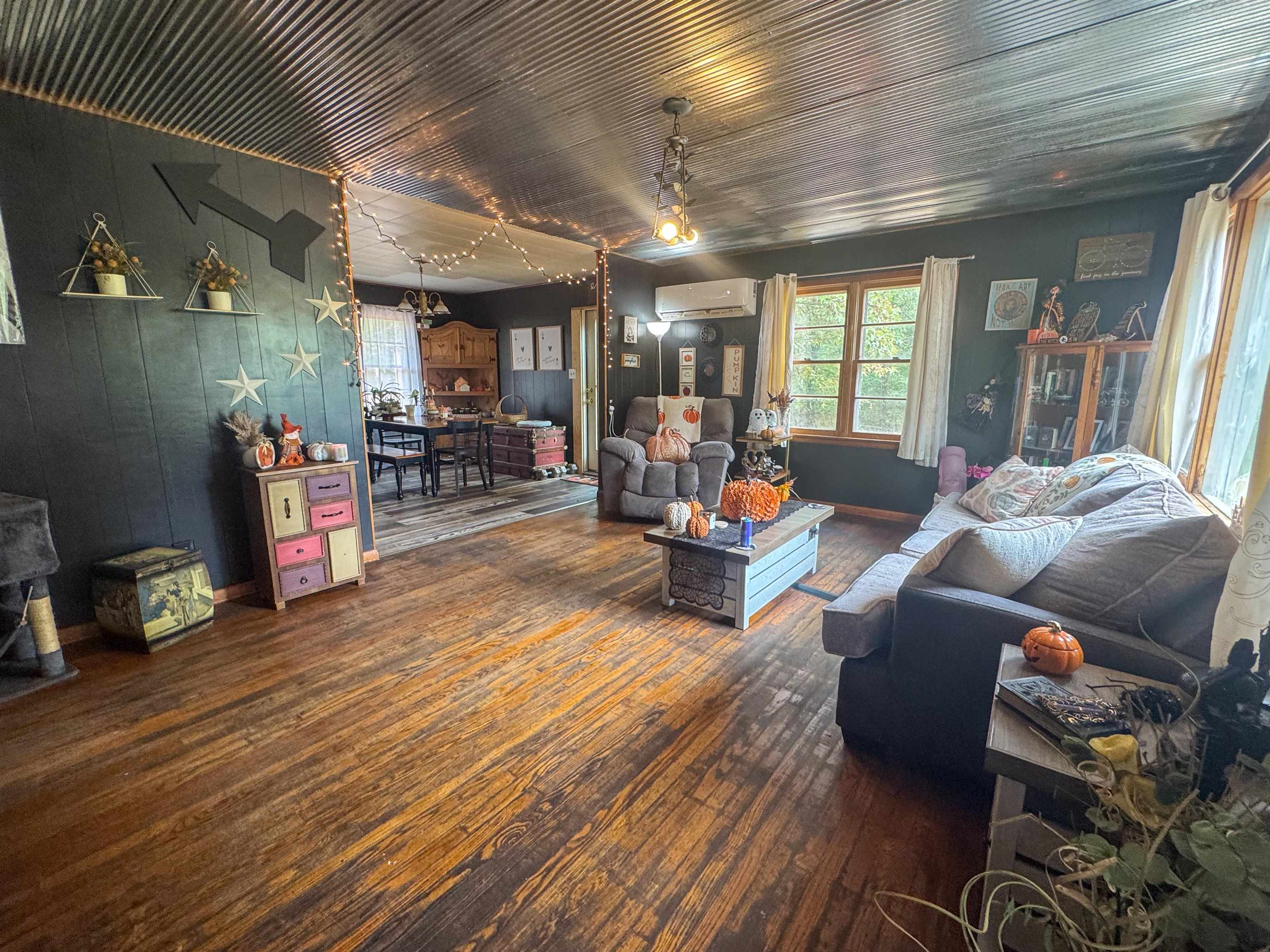 2541 Highway 62/412 Property Photo 3