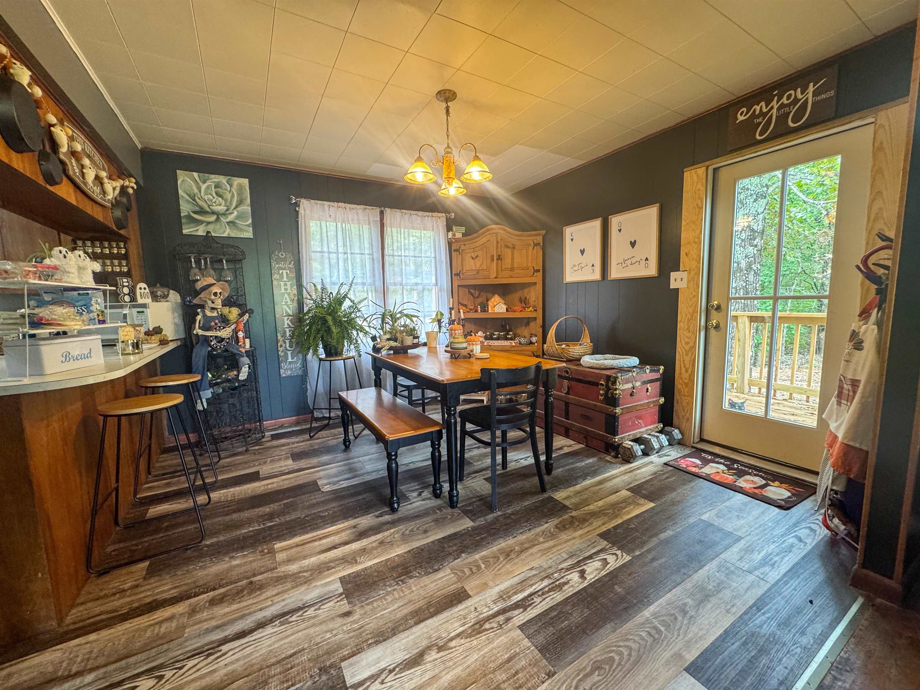2541 Highway 62/412 Property Photo 6