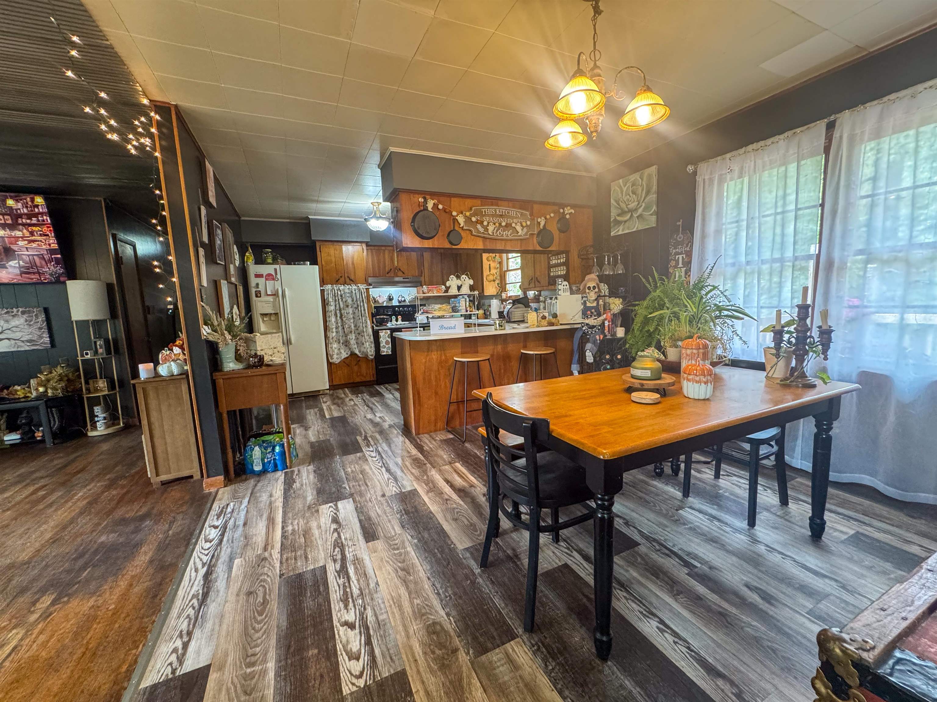 2541 Highway 62/412 Property Photo 9