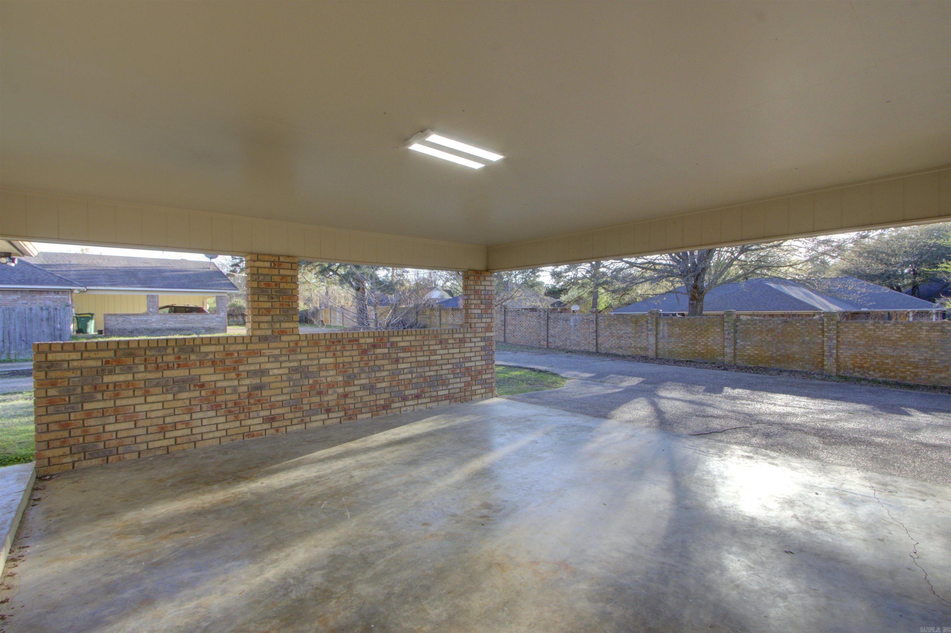 5805 Sidney South South Property Photo 11