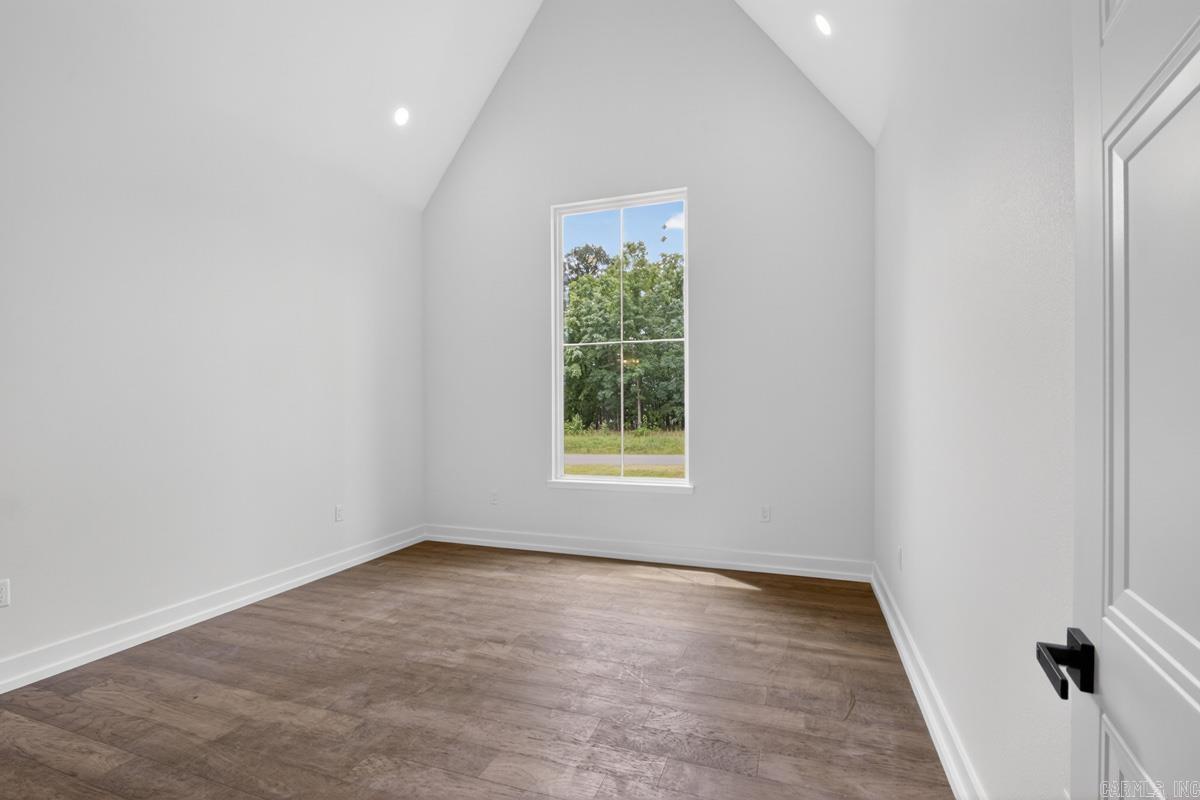 1078 Sungate Drive Property Photo 29