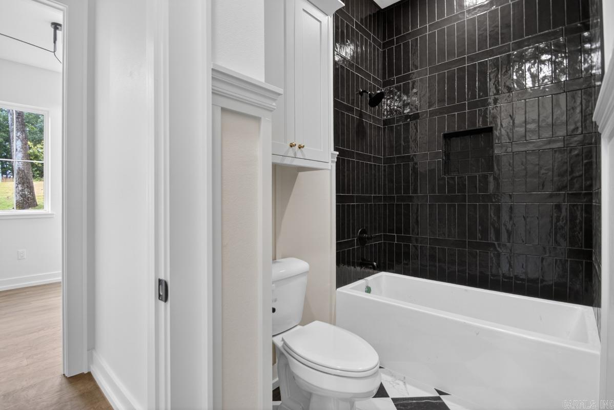 1078 Sungate Drive Property Photo 39