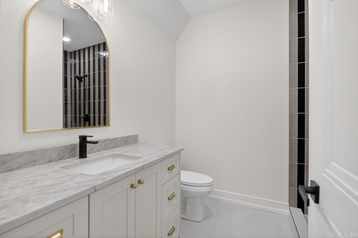 1078 Sungate Drive Property Photo 42