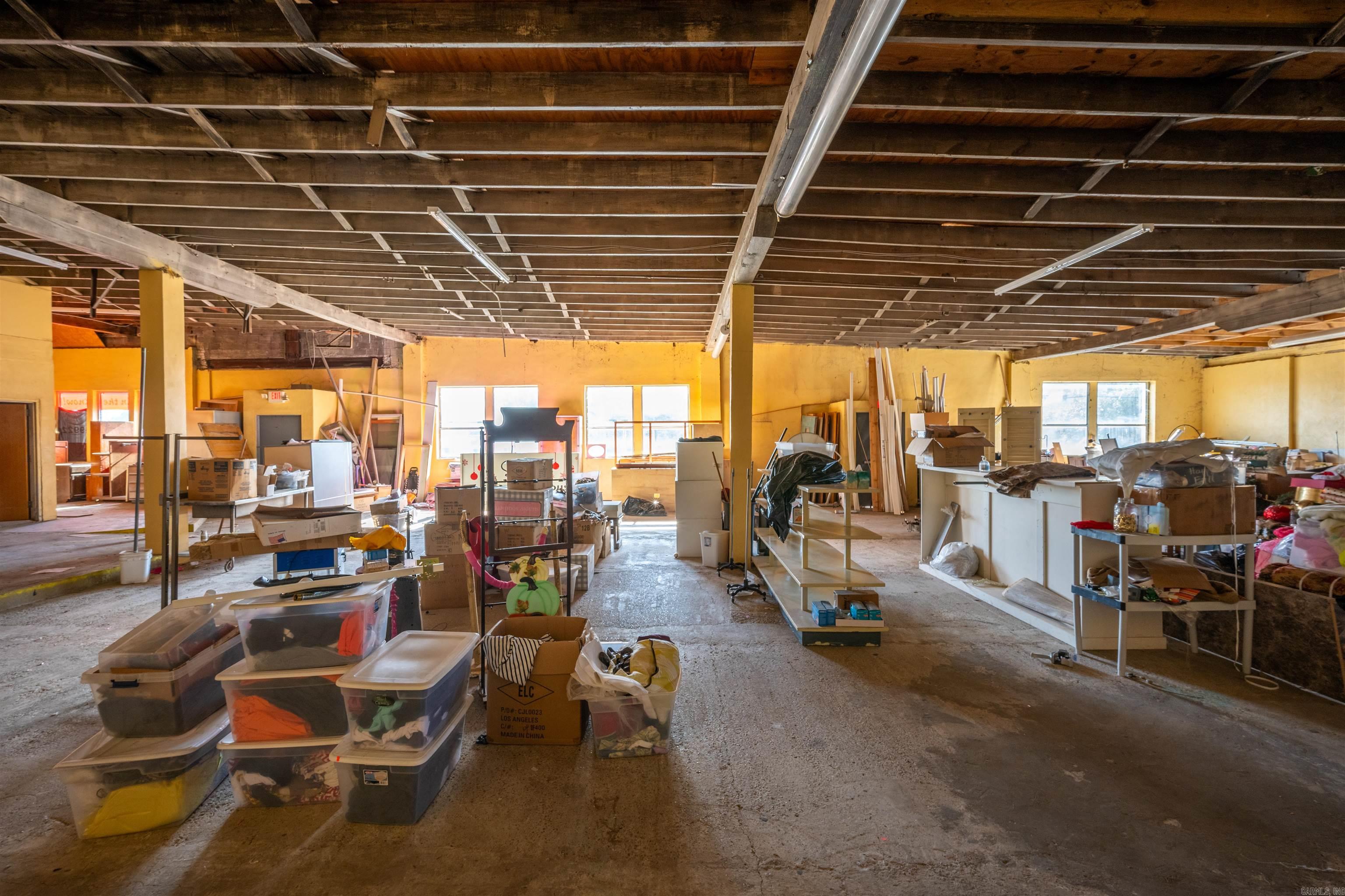 181 S Central Avenue Property Photo 17