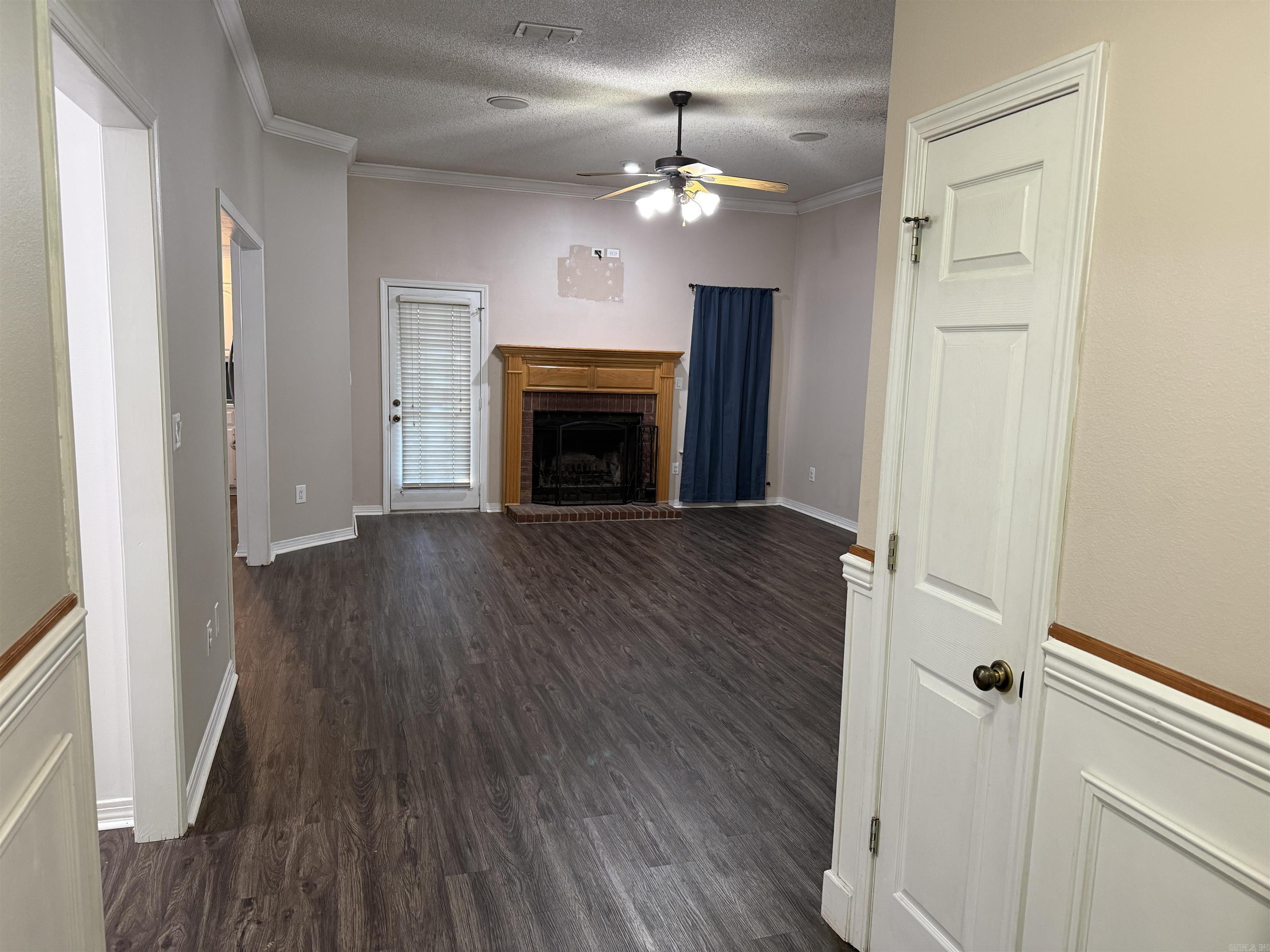 75 Crystal Cove Property Photo 8