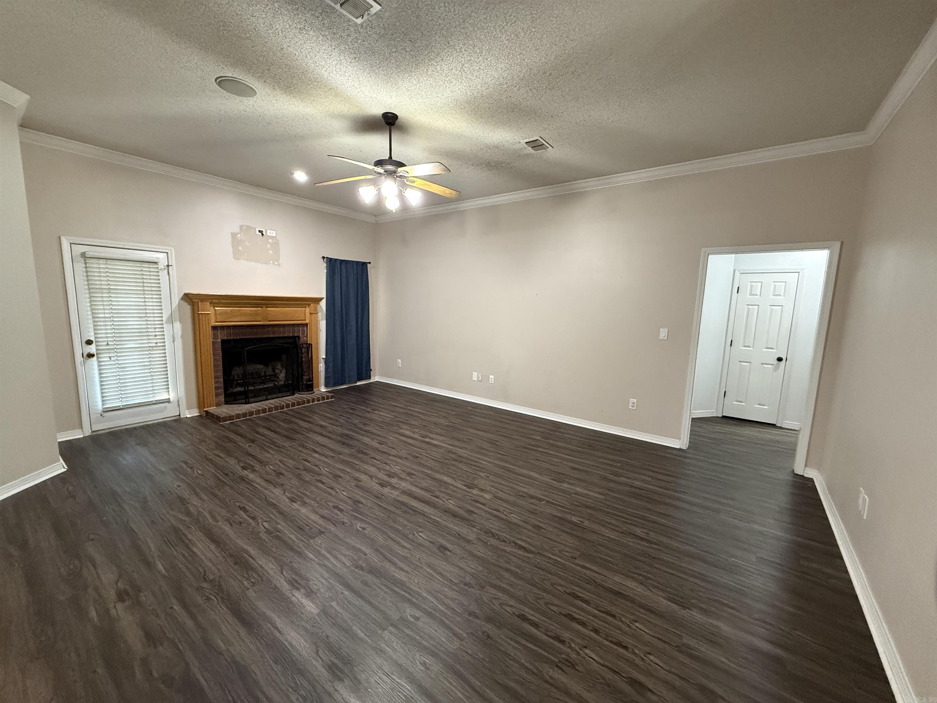 75 Crystal Cove Property Photo 9