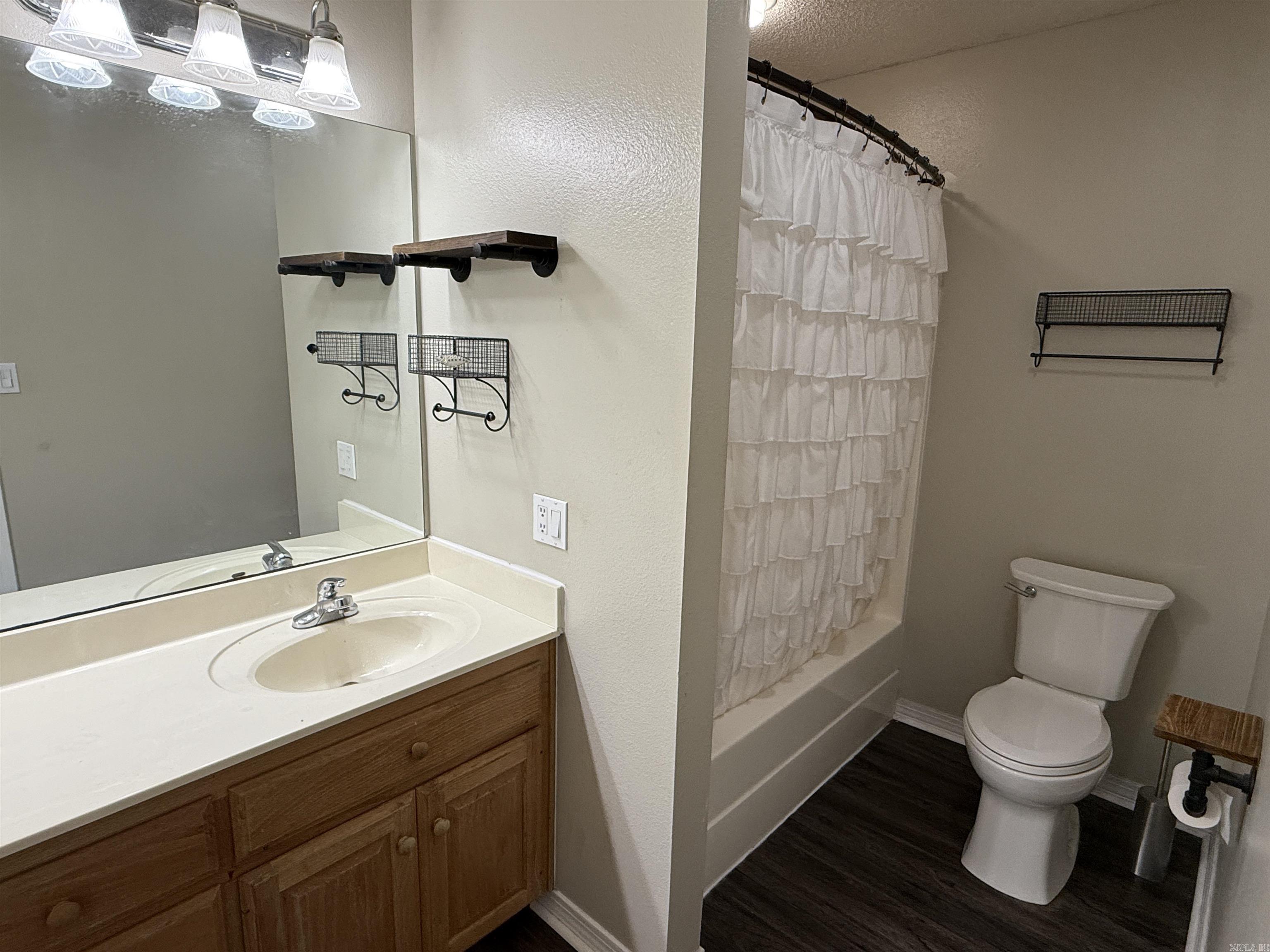 75 Crystal Cove Property Photo 12
