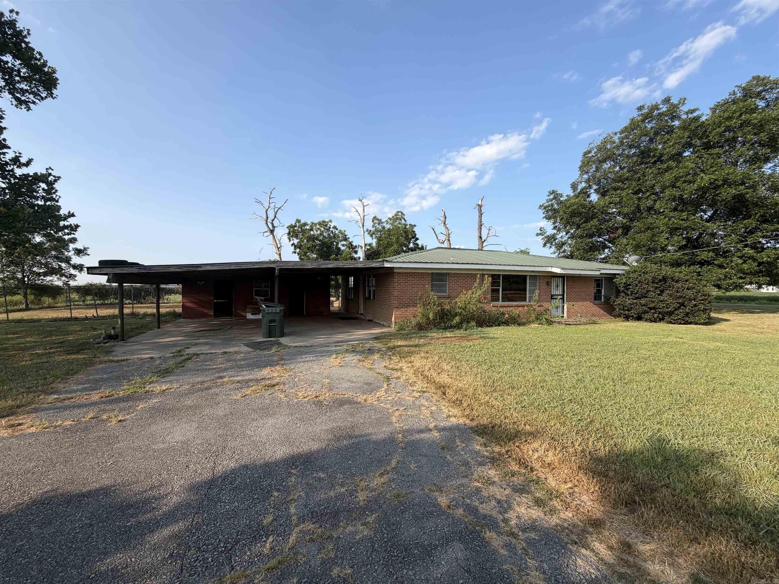 31610 E Hwy 54 Property Photo 1