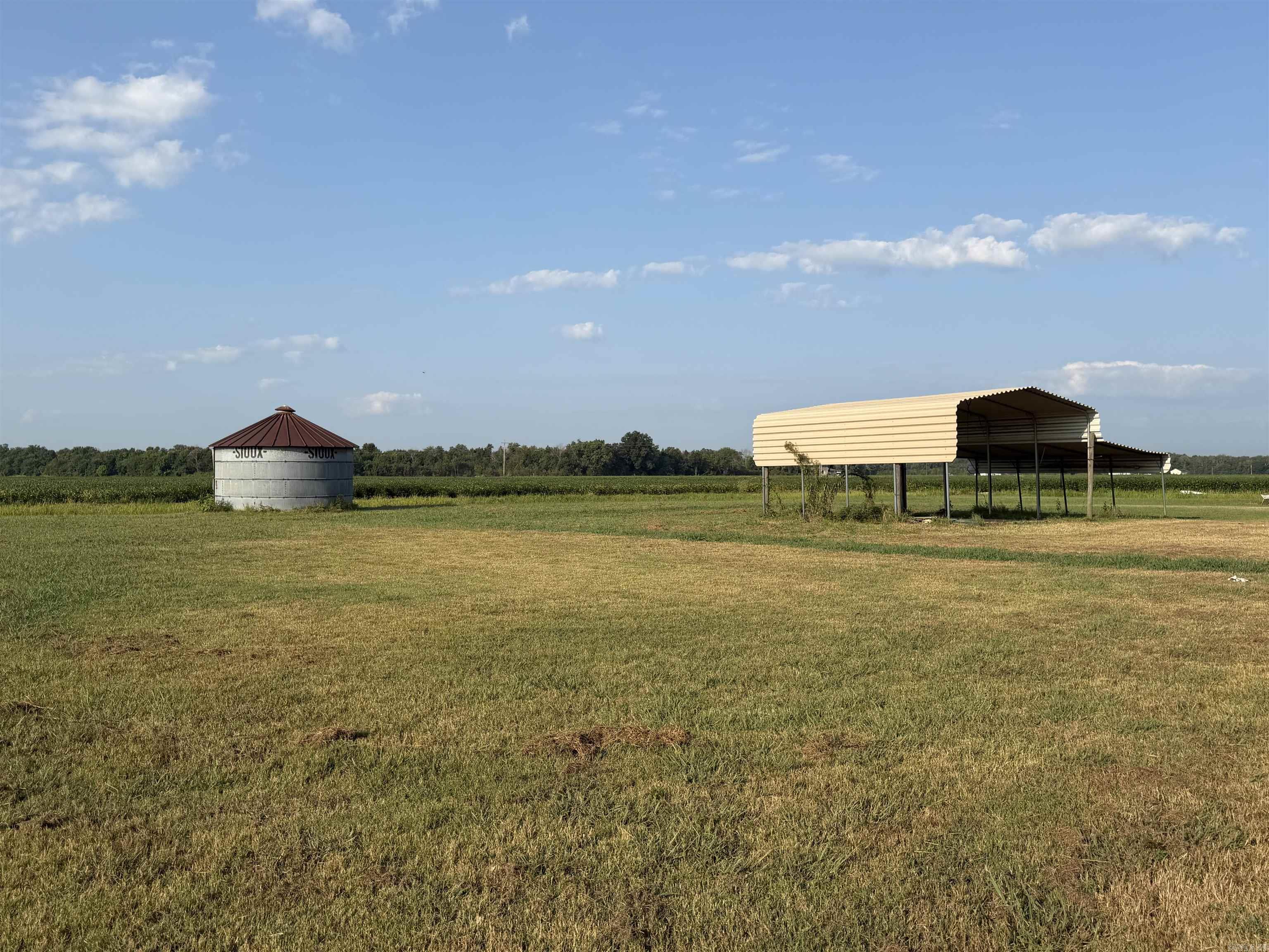 31610 E Hwy 54 Property Photo 5