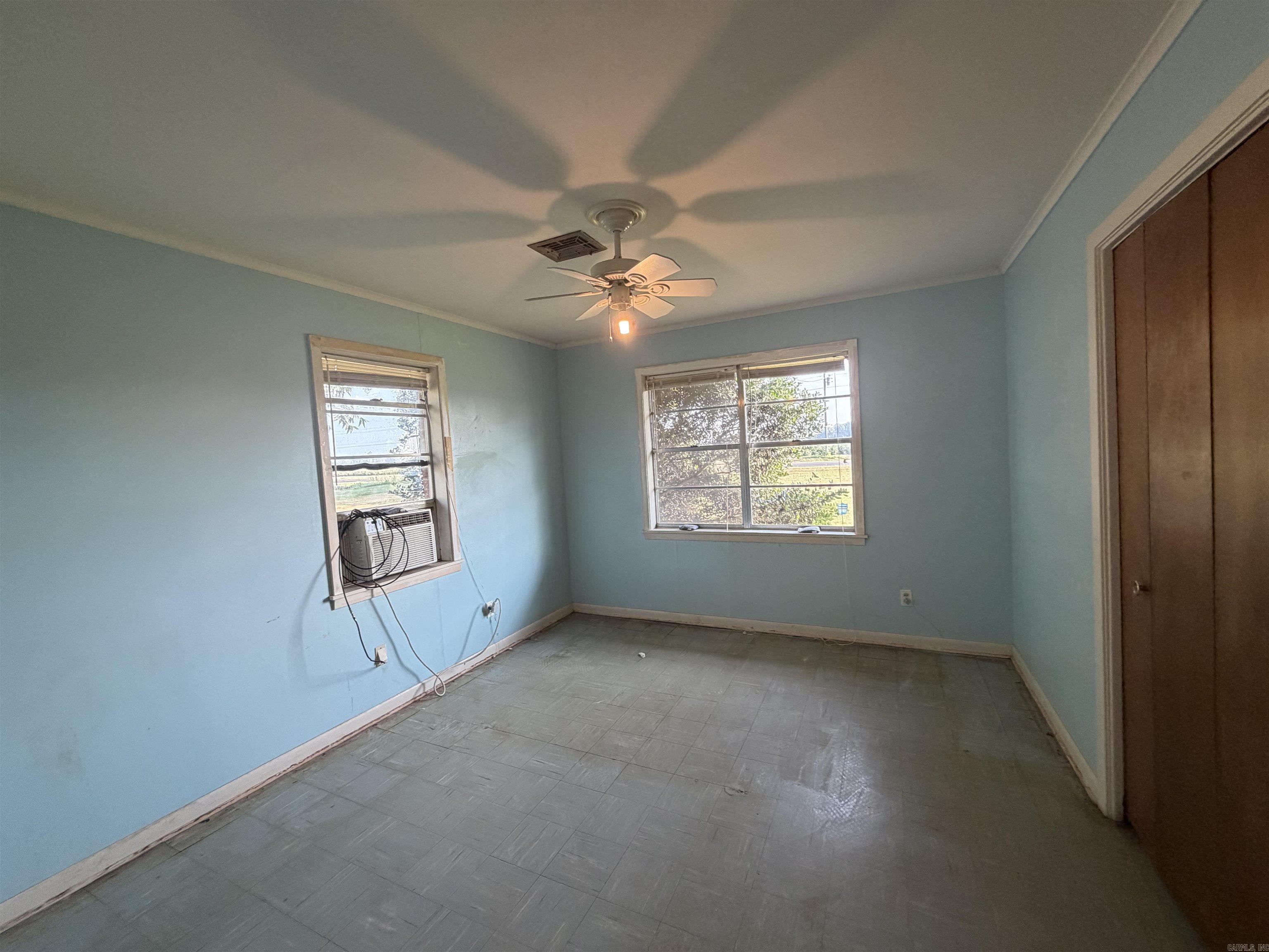 31610 E Hwy 54 Property Photo 9