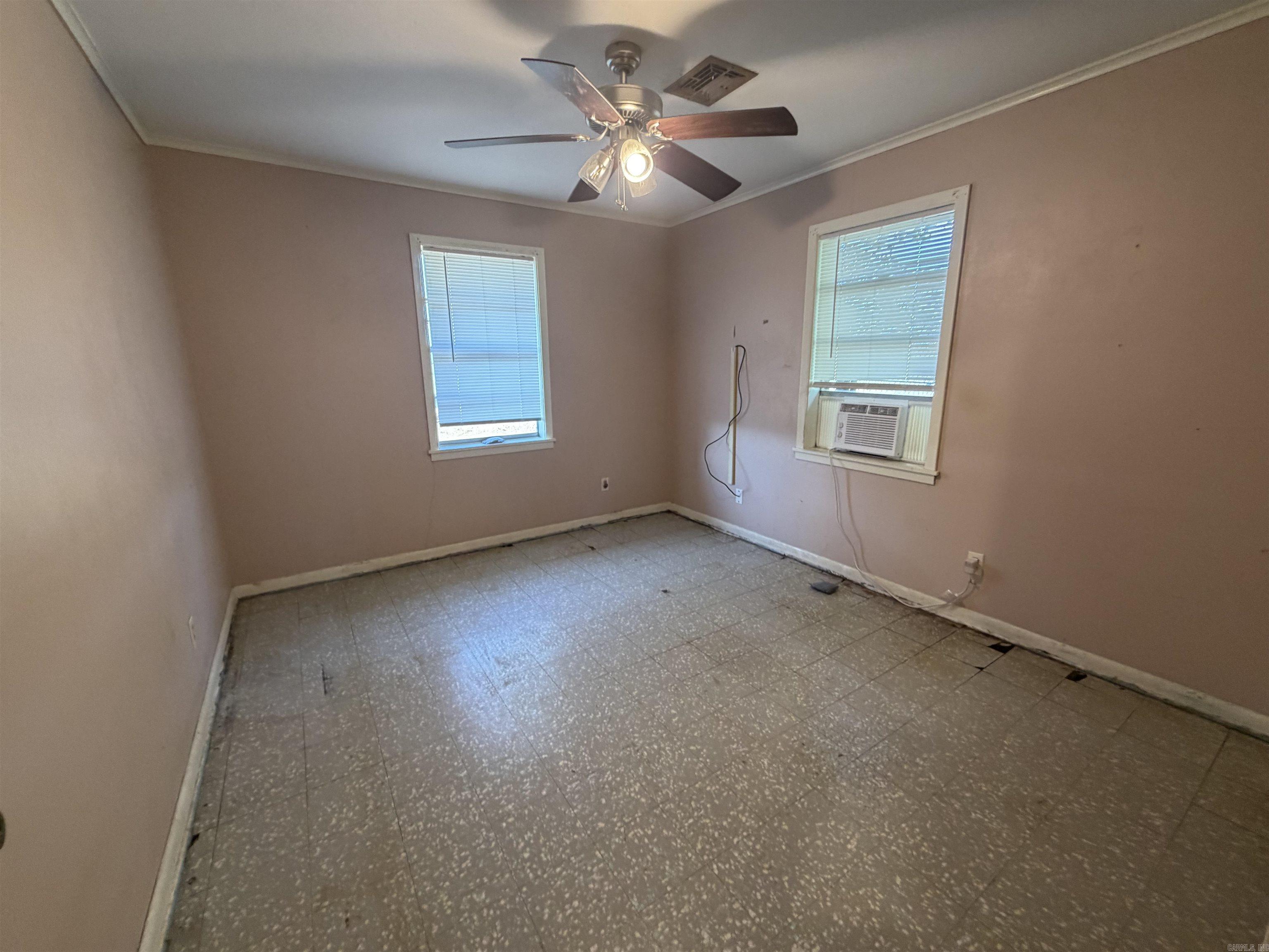31610 E Hwy 54 Property Photo 11