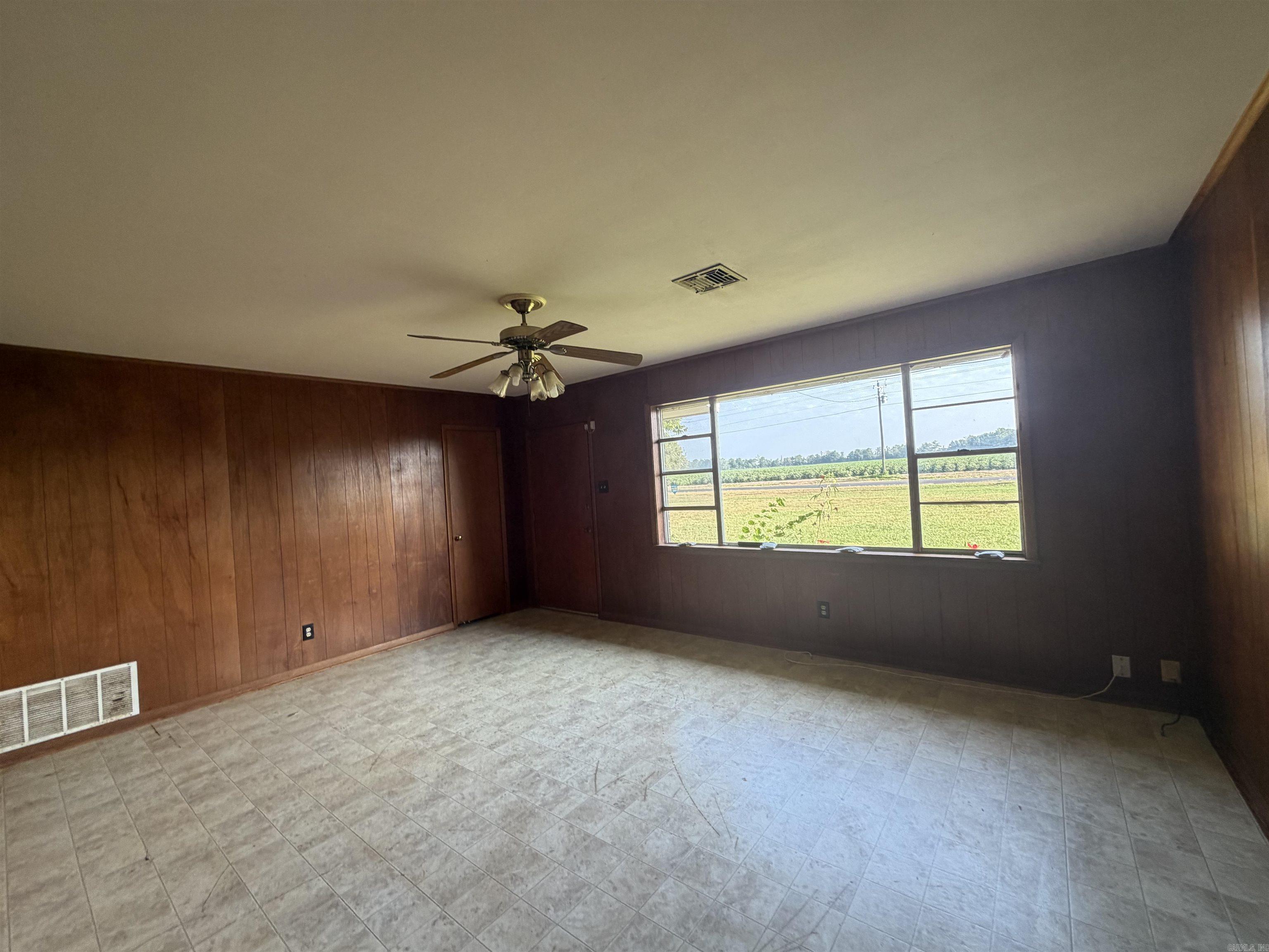 31610 E Hwy 54 Property Photo 18