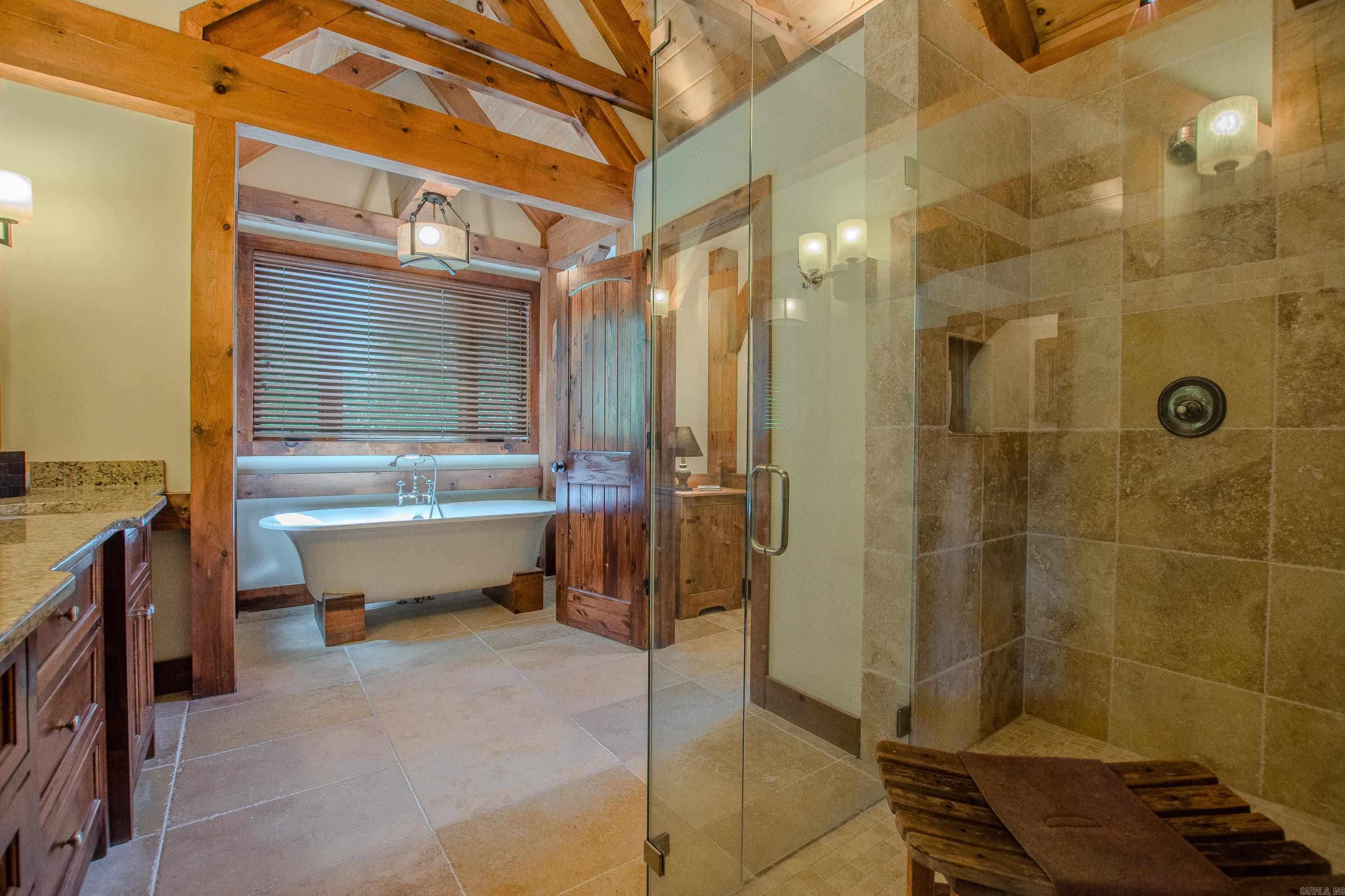 290 Primrose Creek Property Photo 20