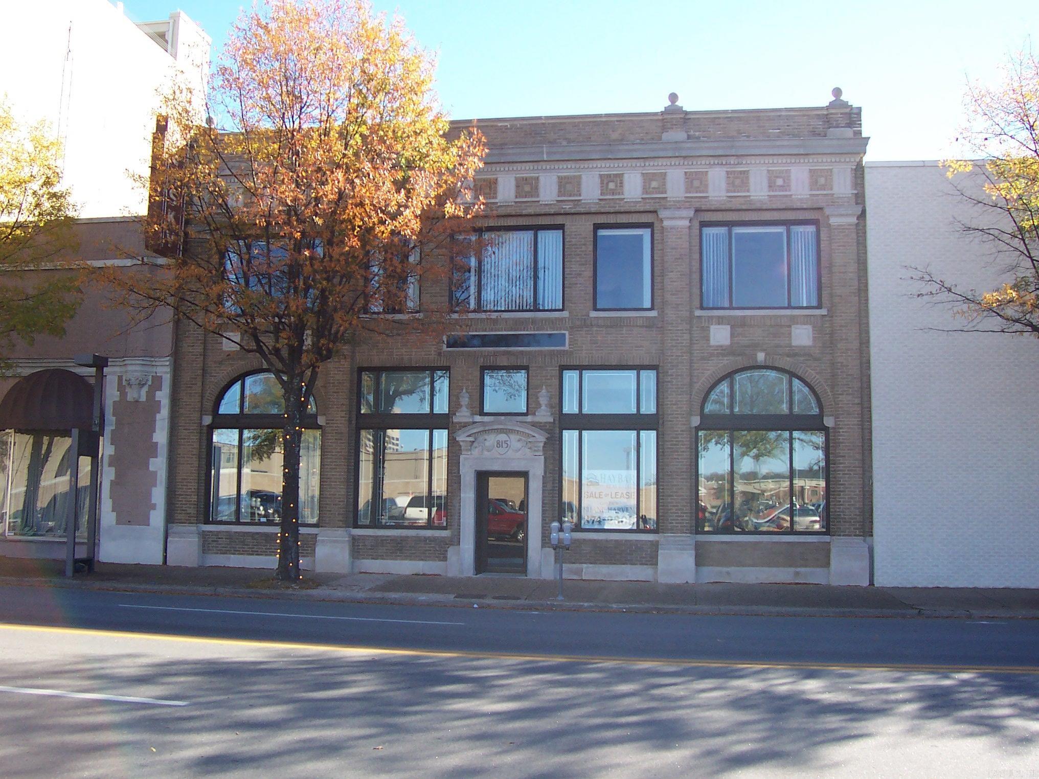 815 Main Property Photo 2