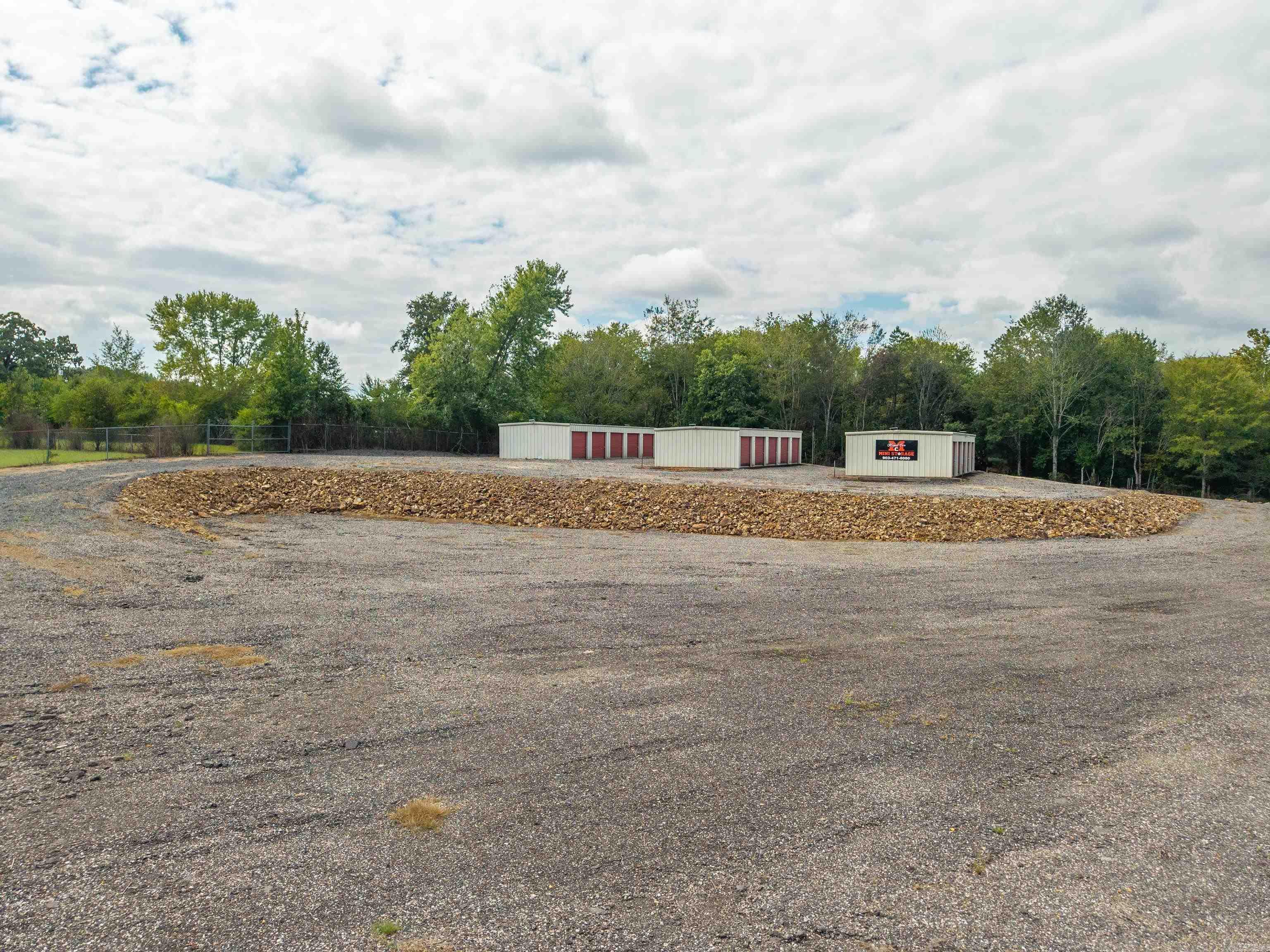 21565 Hwy 51 Property Photo 13