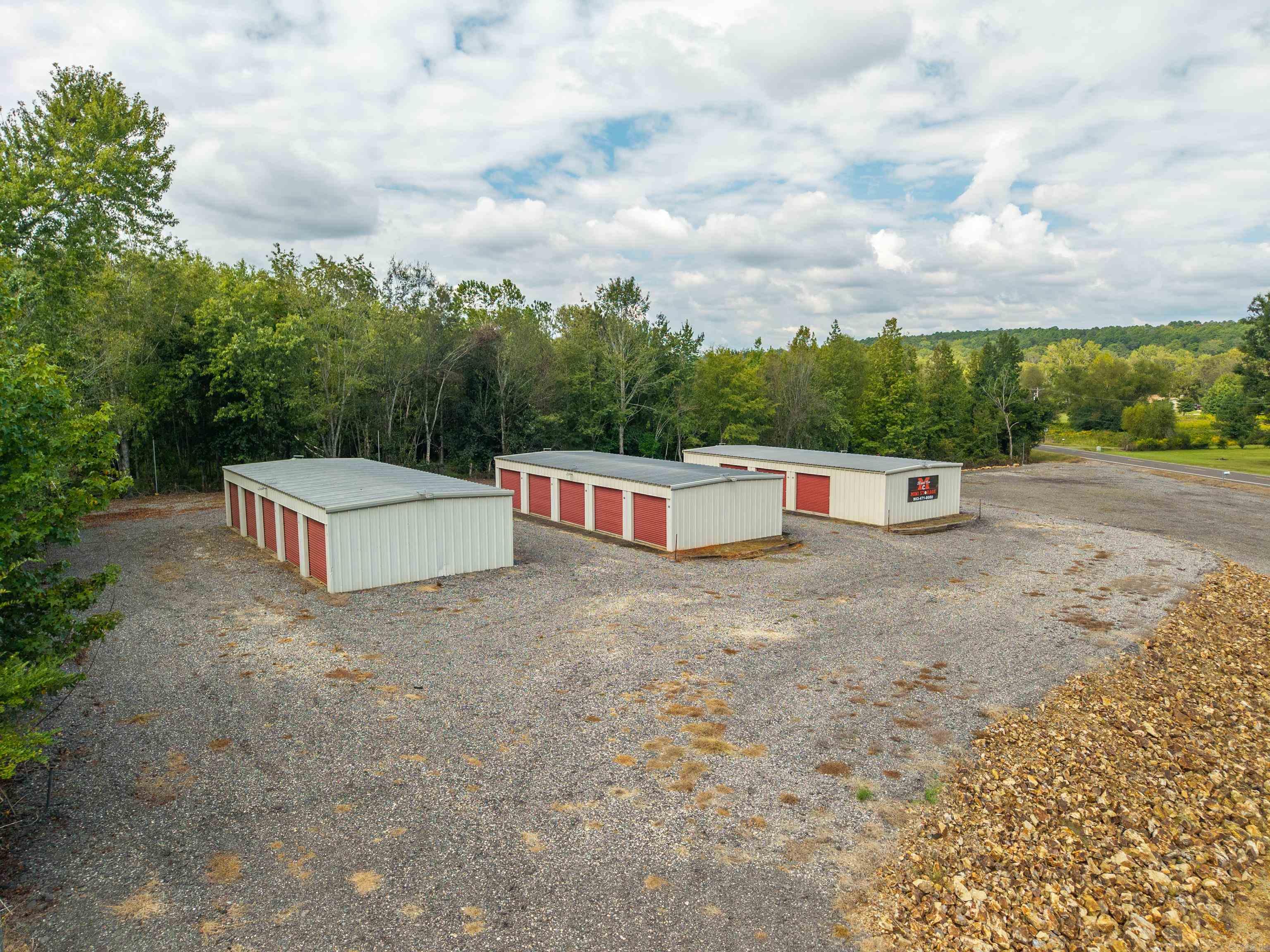 21565 Hwy 51 Property Photo 14