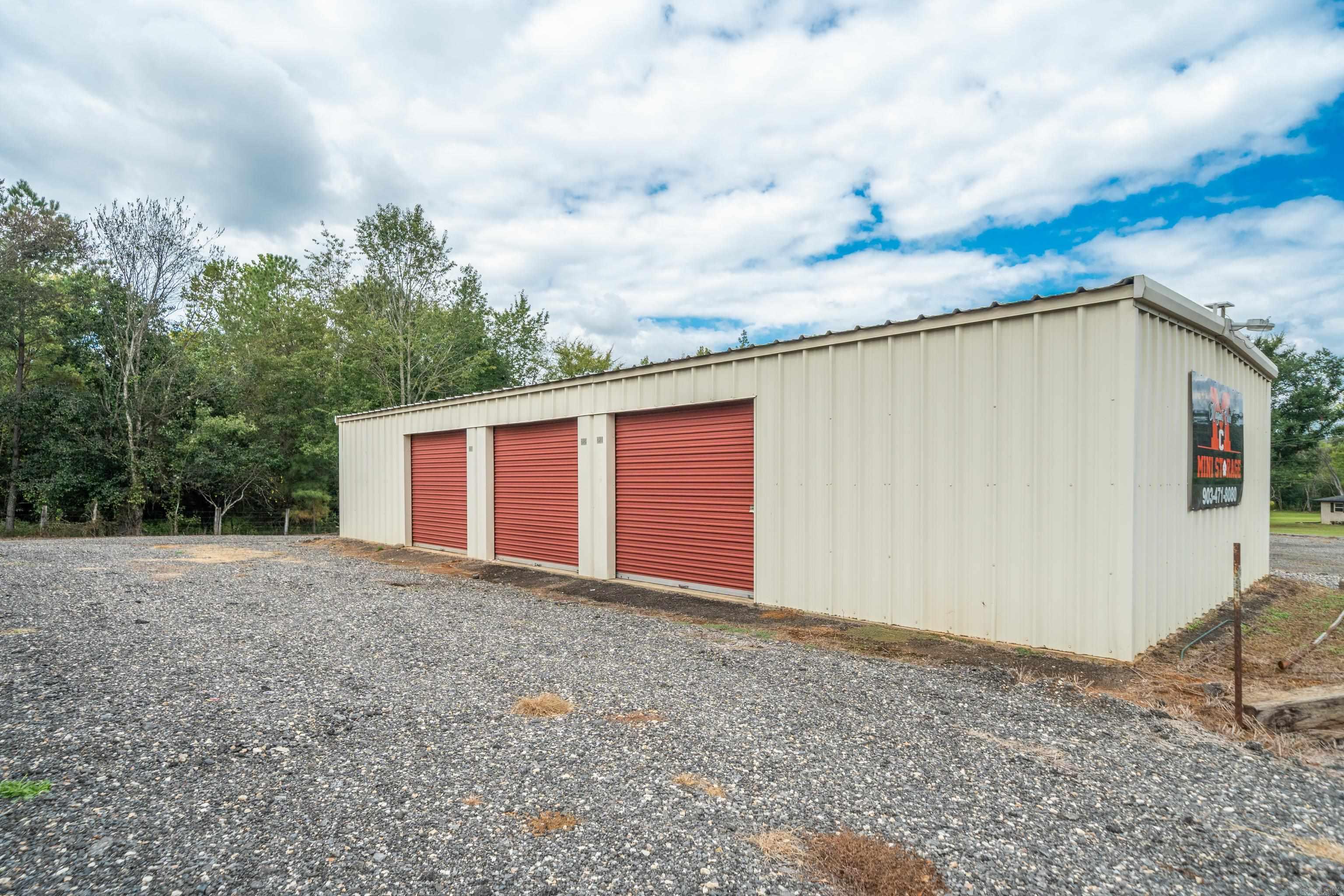 21565 Hwy 51 Property Photo 23
