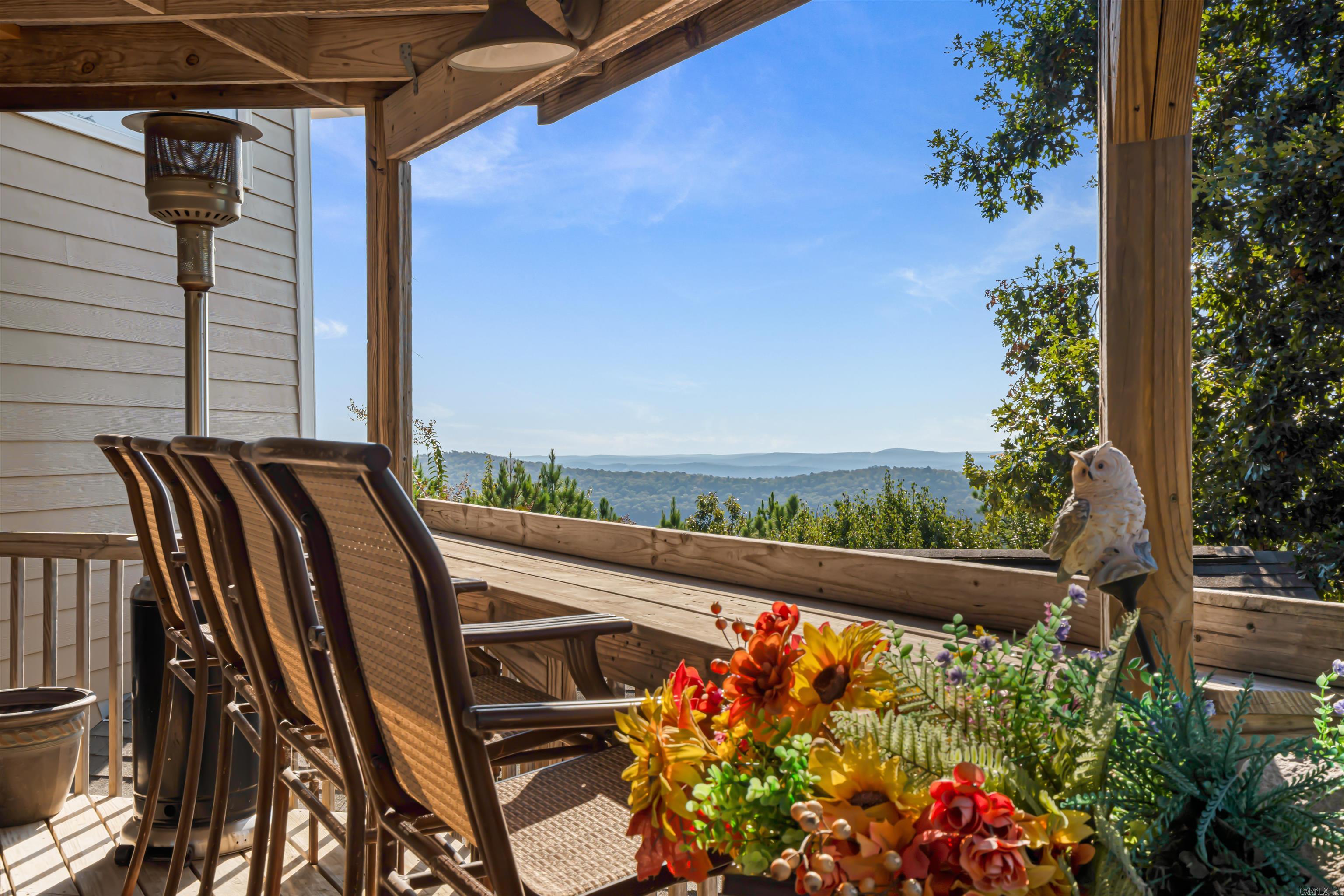 300 Hazelnut Place Property Photo 8