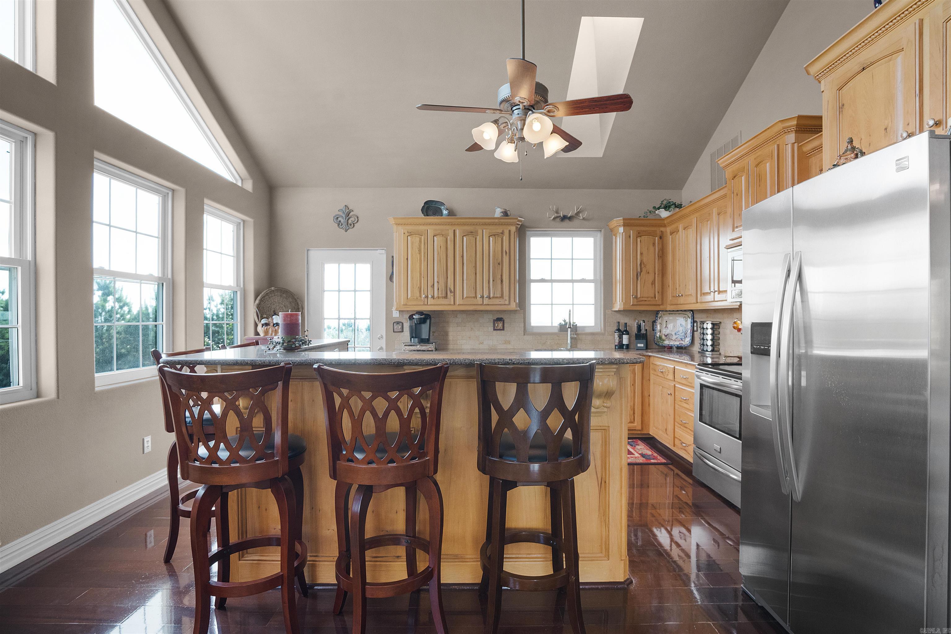 300 Hazelnut Place Property Photo 14