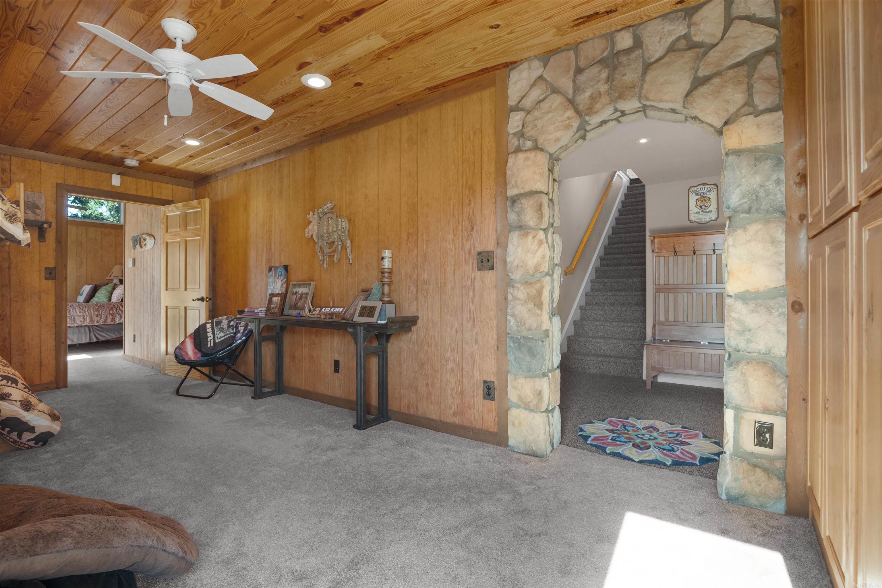 300 Hazelnut Place Property Photo 23
