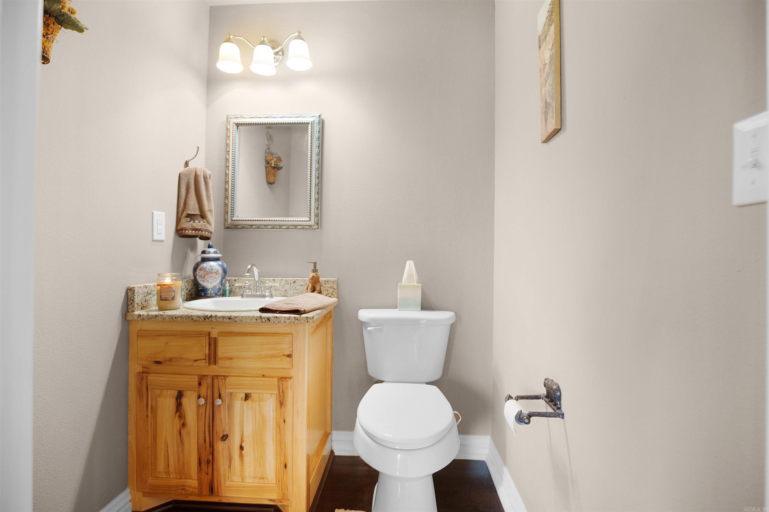 300 Hazelnut Place Property Photo 29