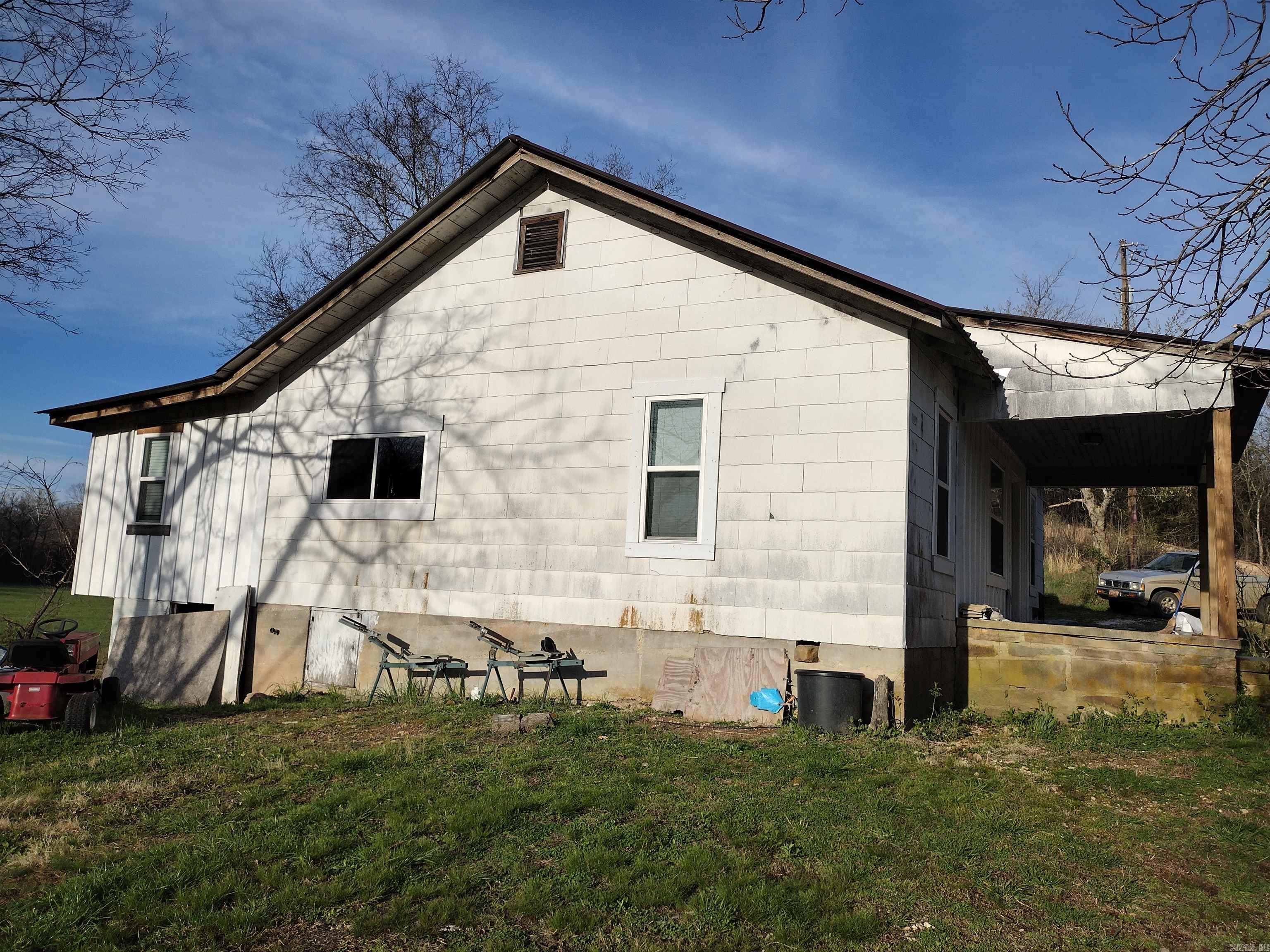 30121 Hwy 263 N Property Photo 2