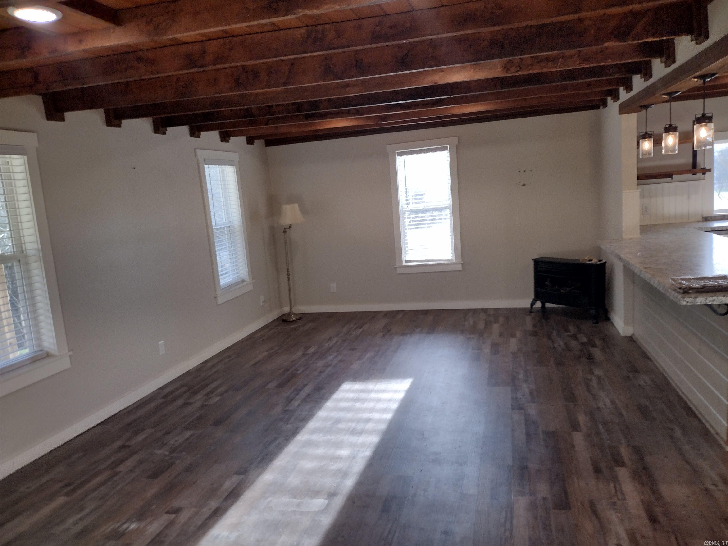 30121 Hwy 263 N Property Photo 4