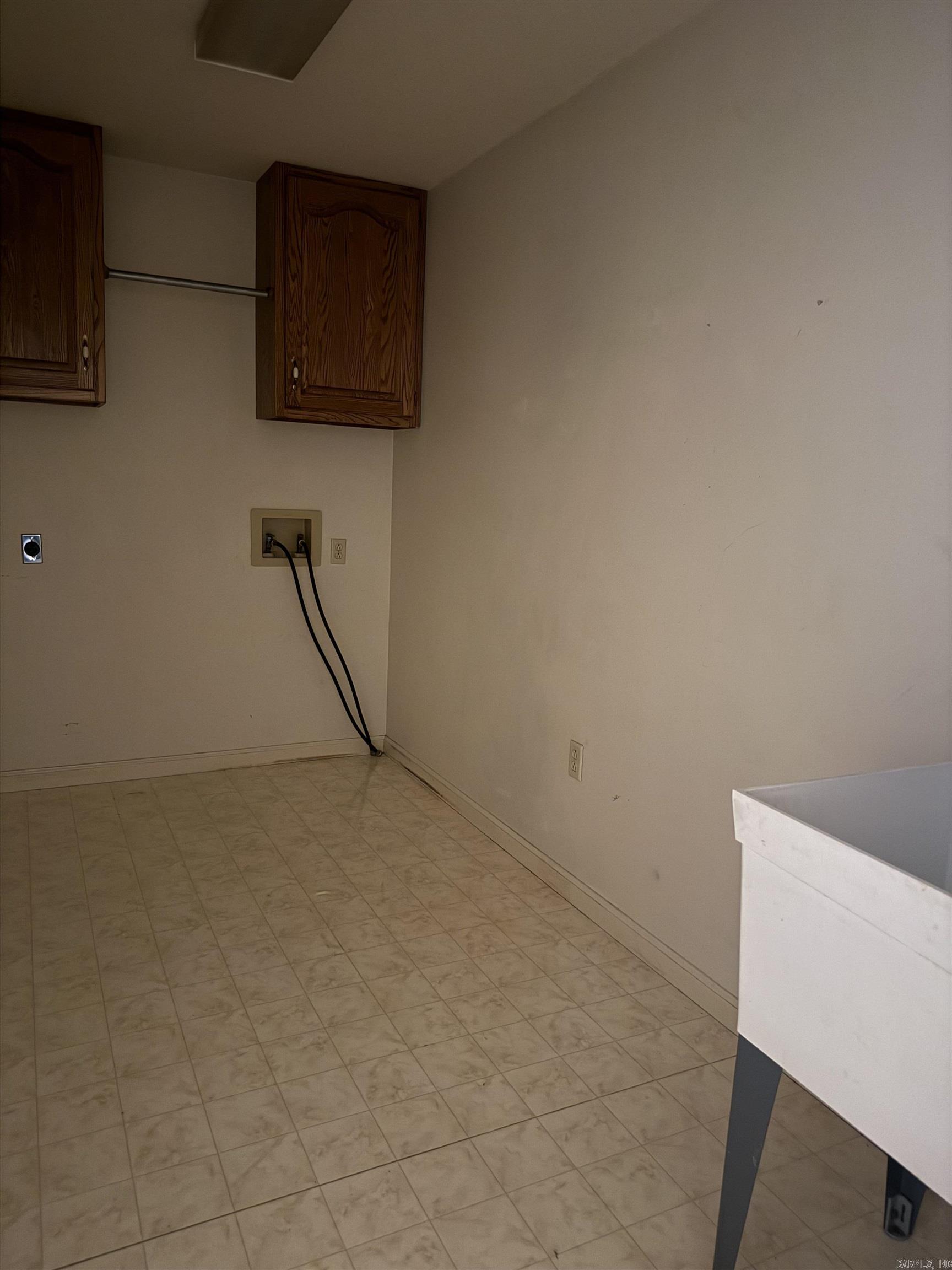 4900 Finch Property Photo 16