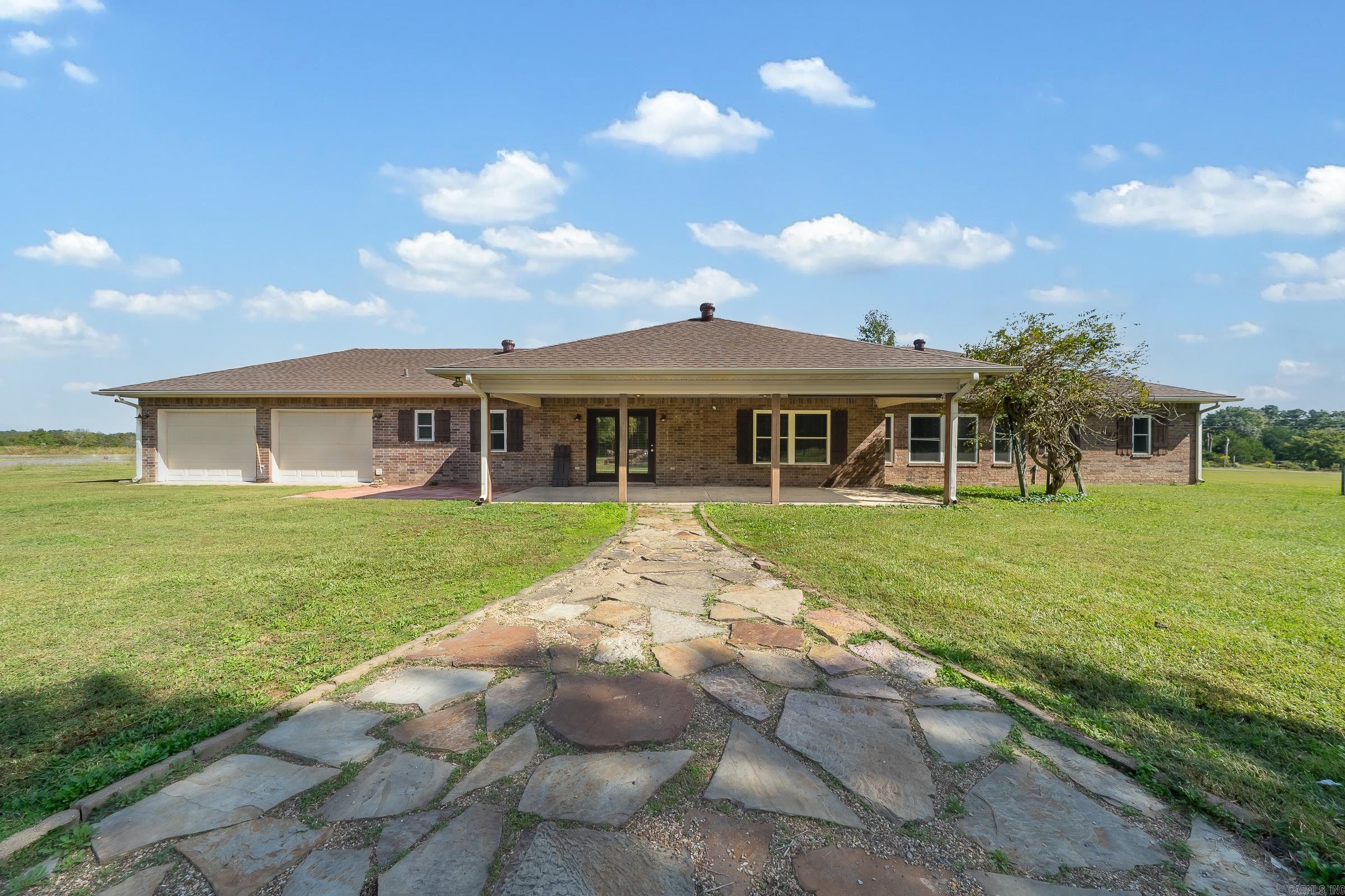 113 Amanda Ln Property Photo 6