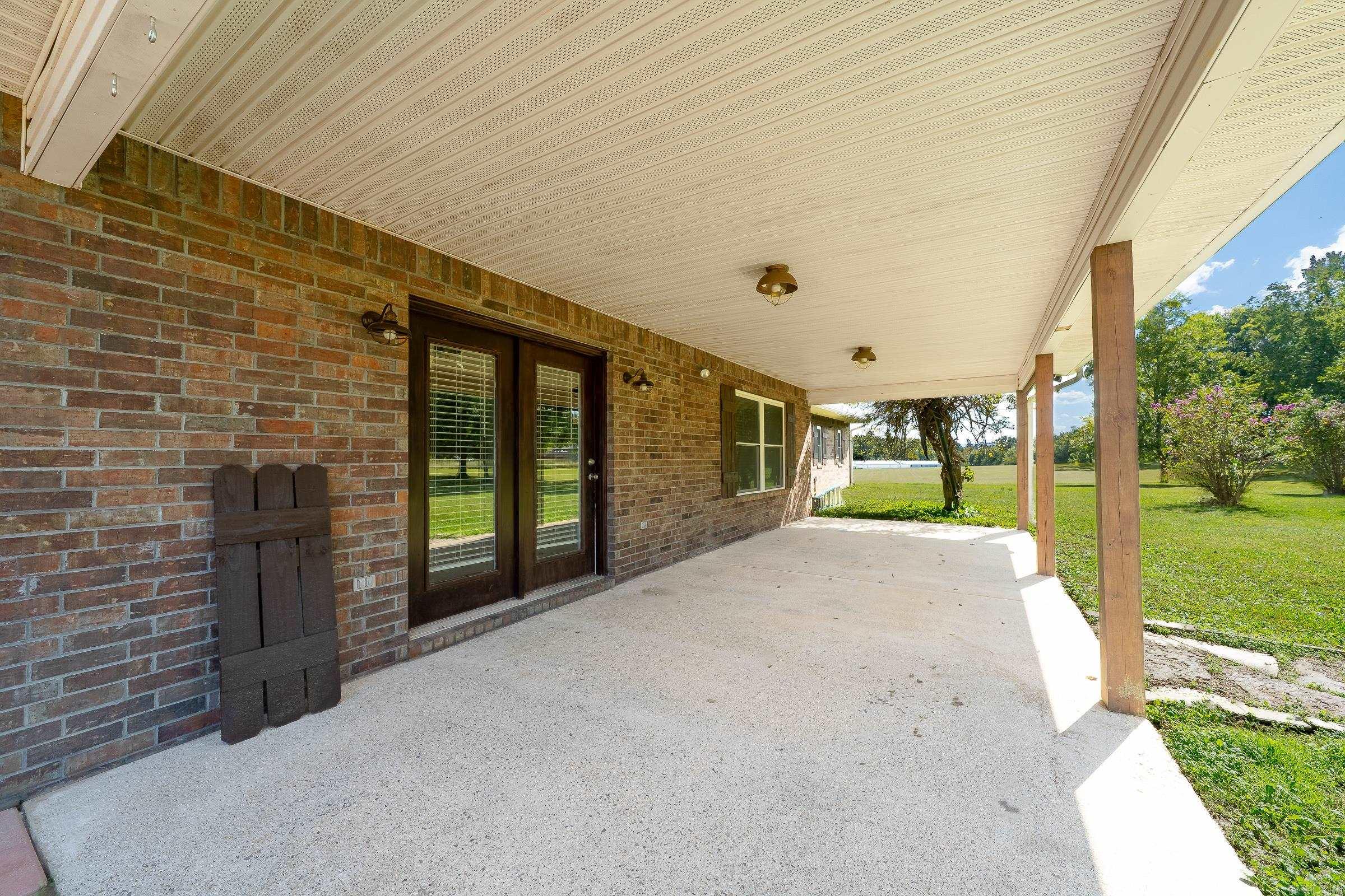 113 Amanda Ln Property Photo 17