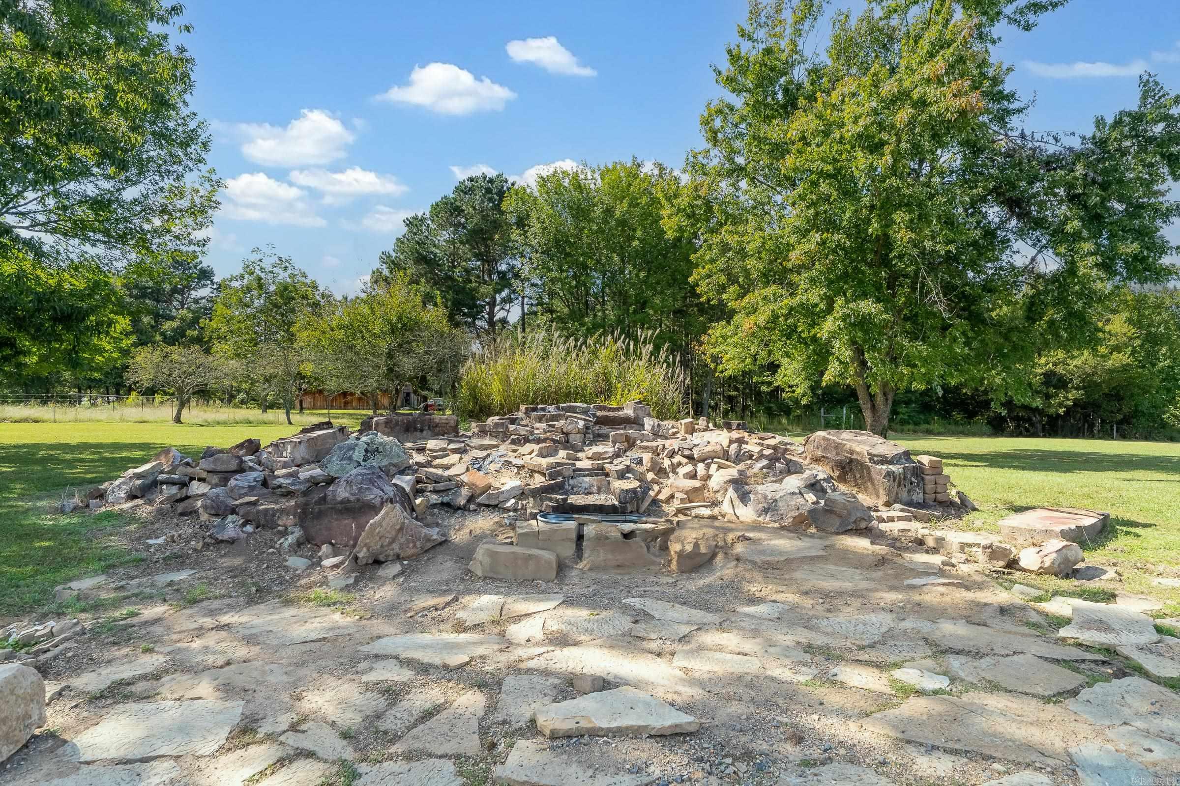 113 Amanda Ln Property Photo 26