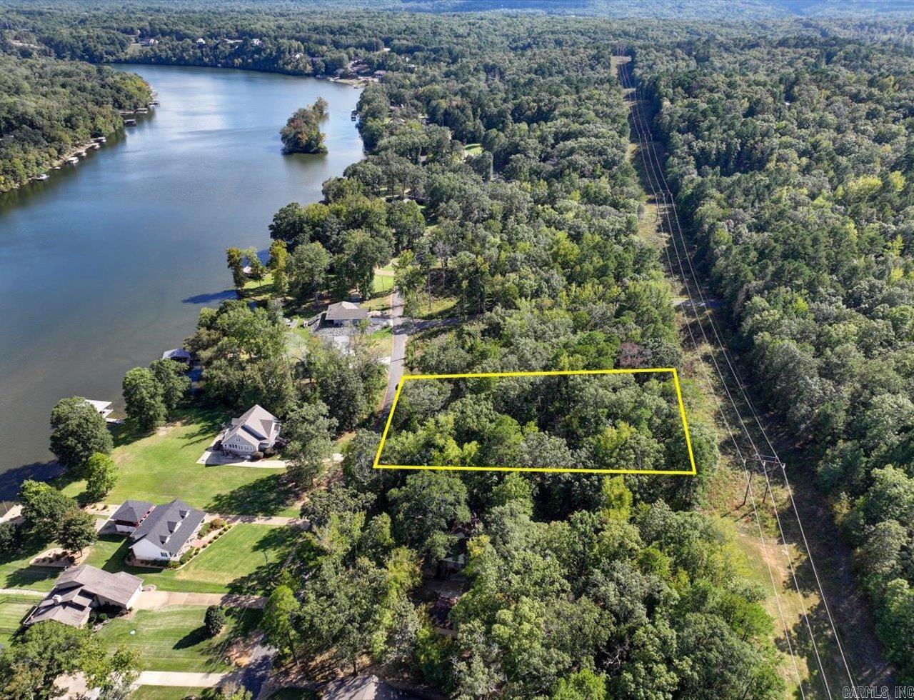 000 Scenic Drive Property Photo 4