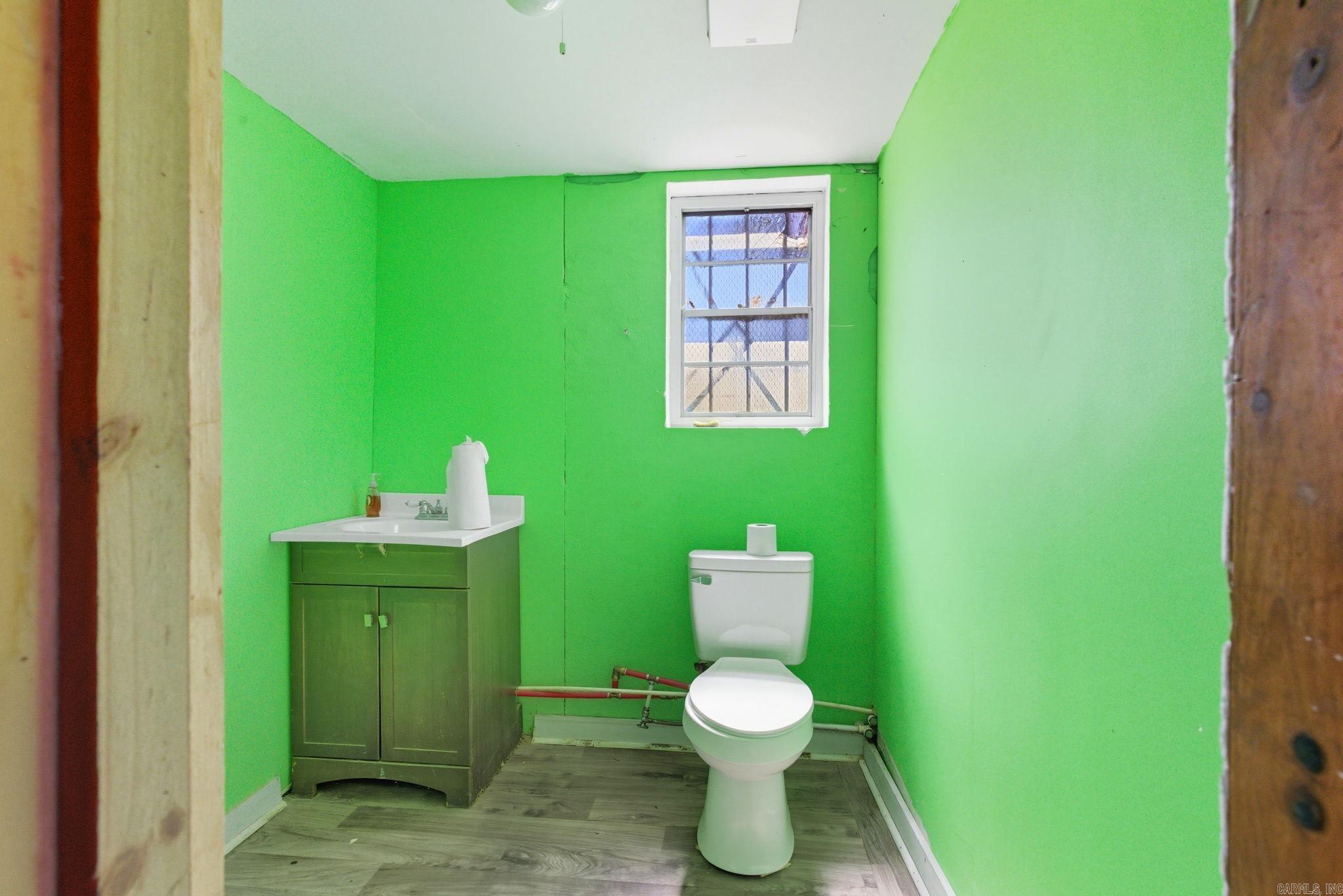 1613 S Main Street Property Photo 12