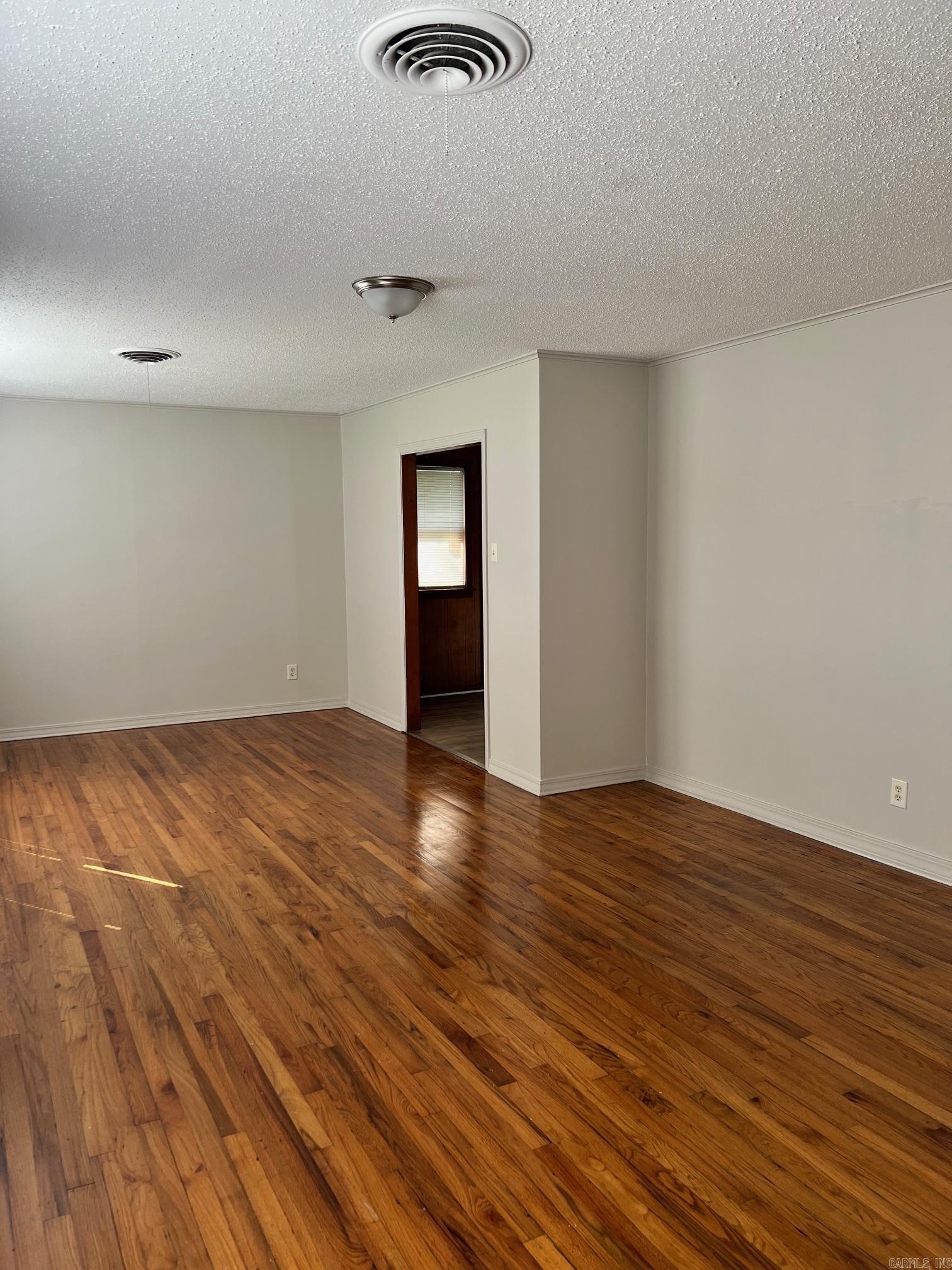 6204 Dollarway Property Photo 5