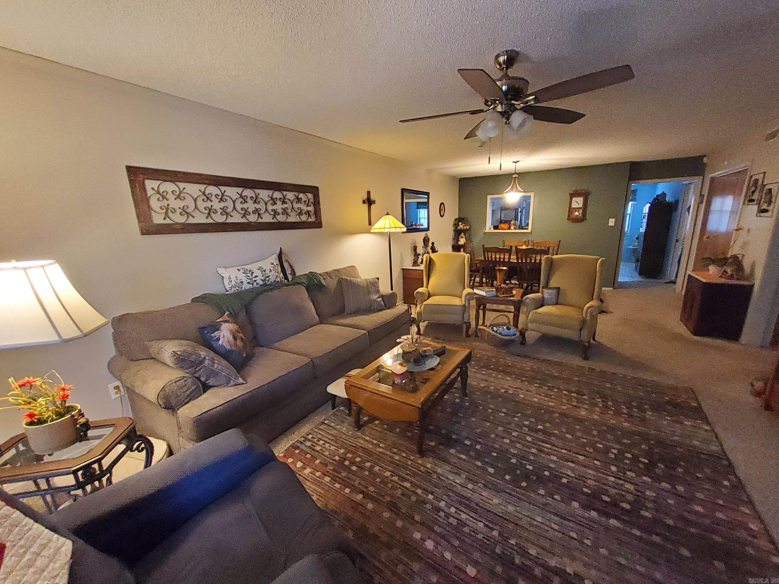 109 Indian Hills St C-7 Property Photo 5