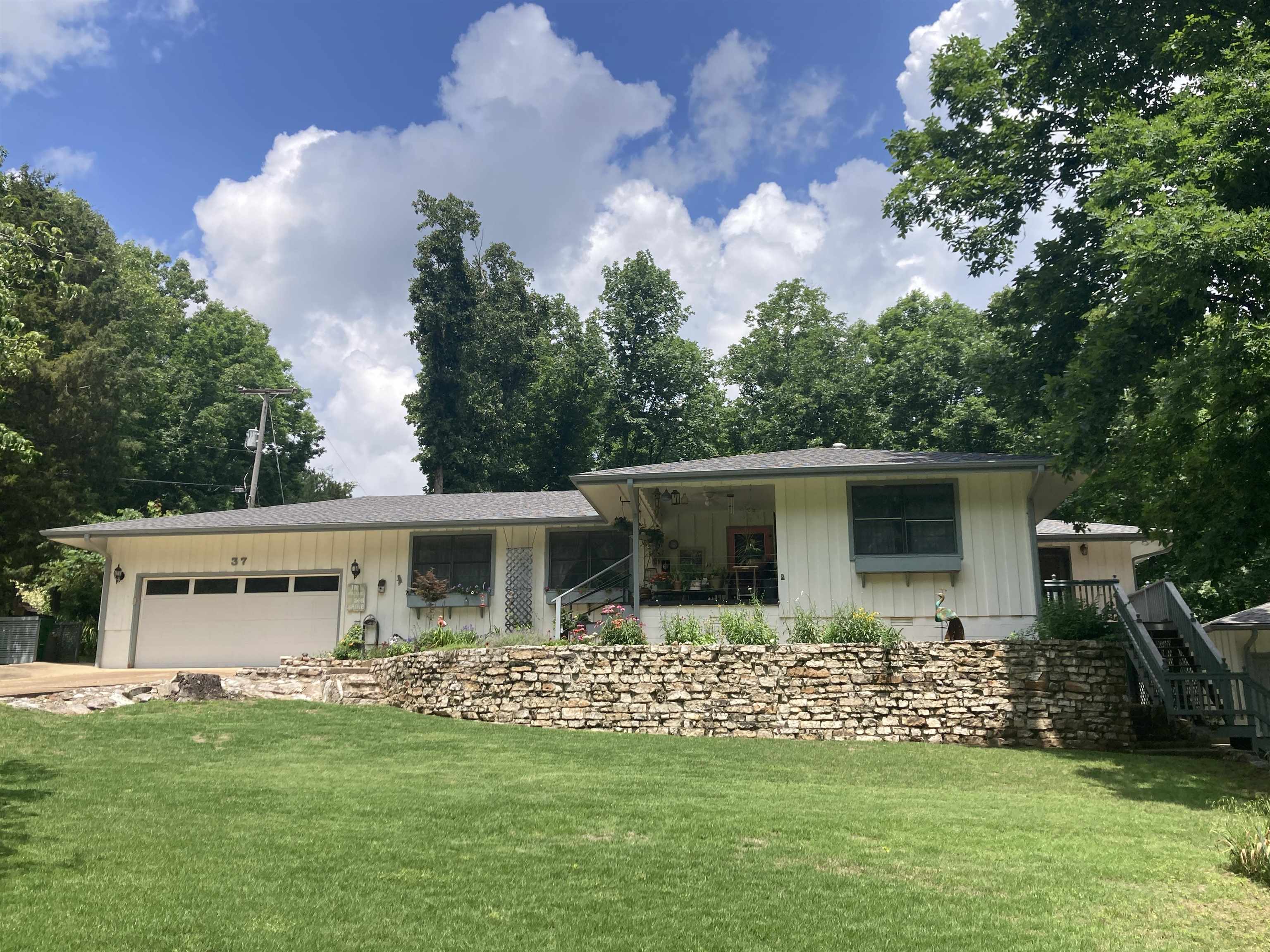 37 Keno Drive Property Photo 28