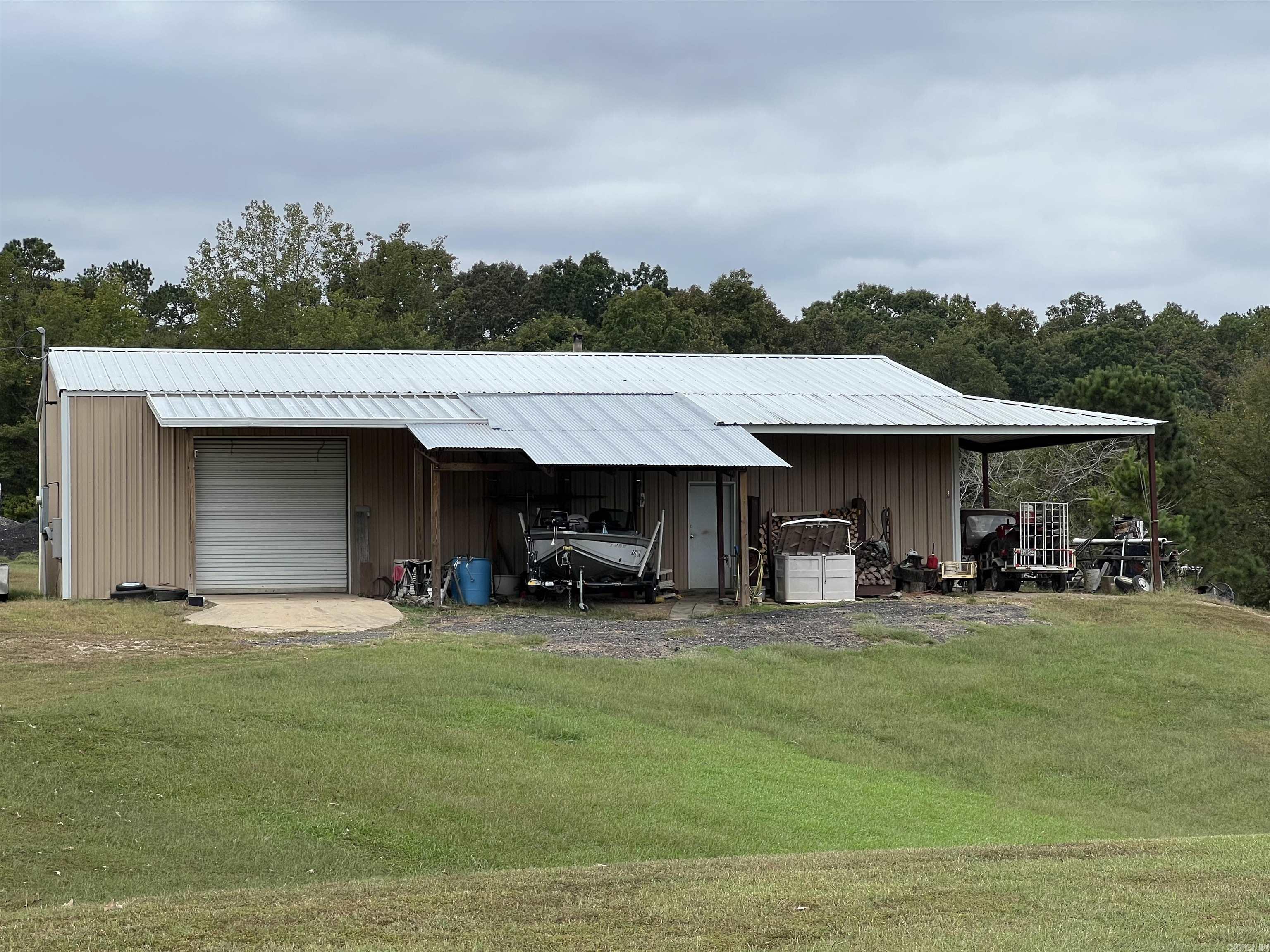 912 Ebenezer Road Property Photo 2