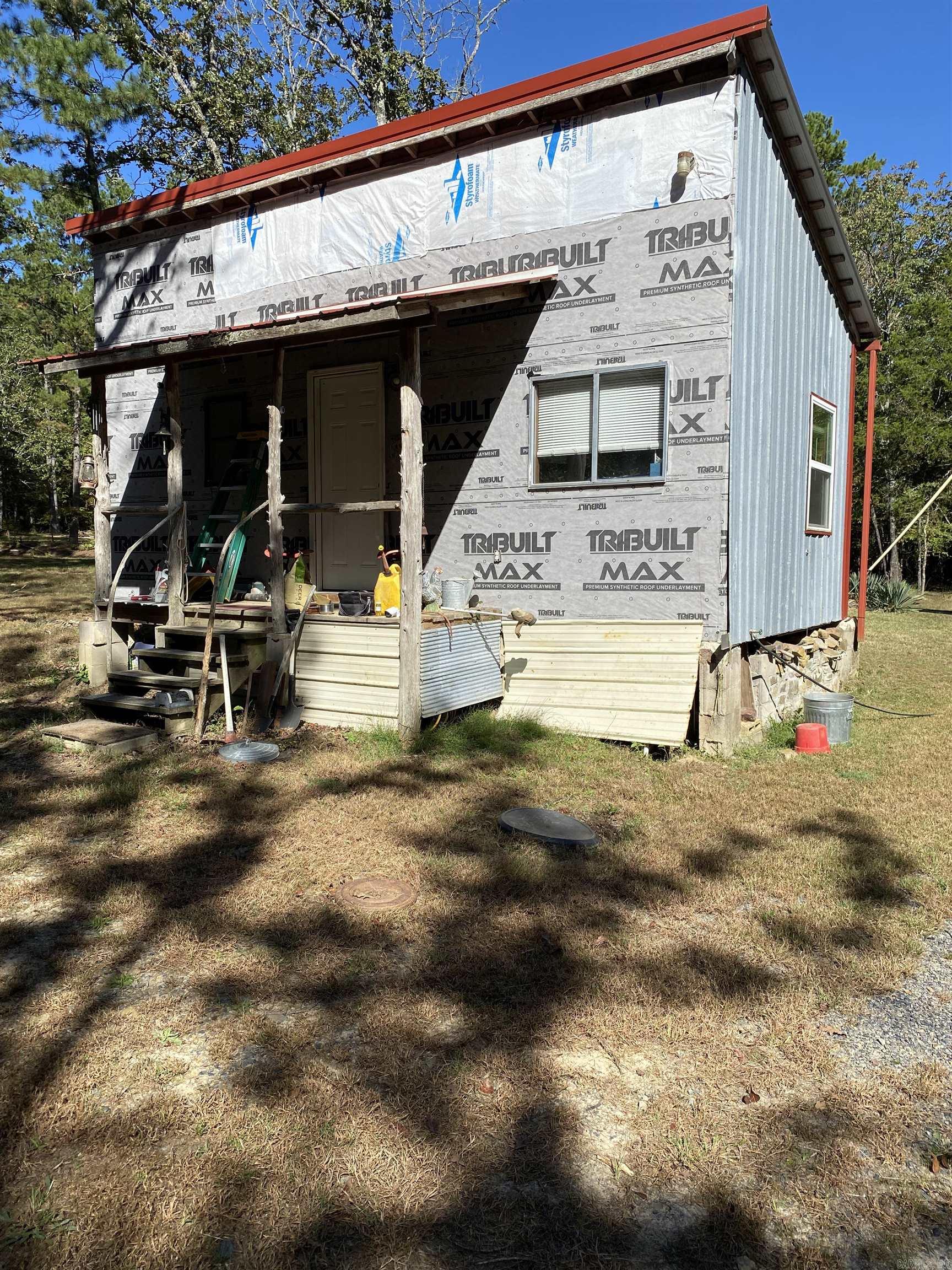 110 Hummingbird Lane Property Photo 2
