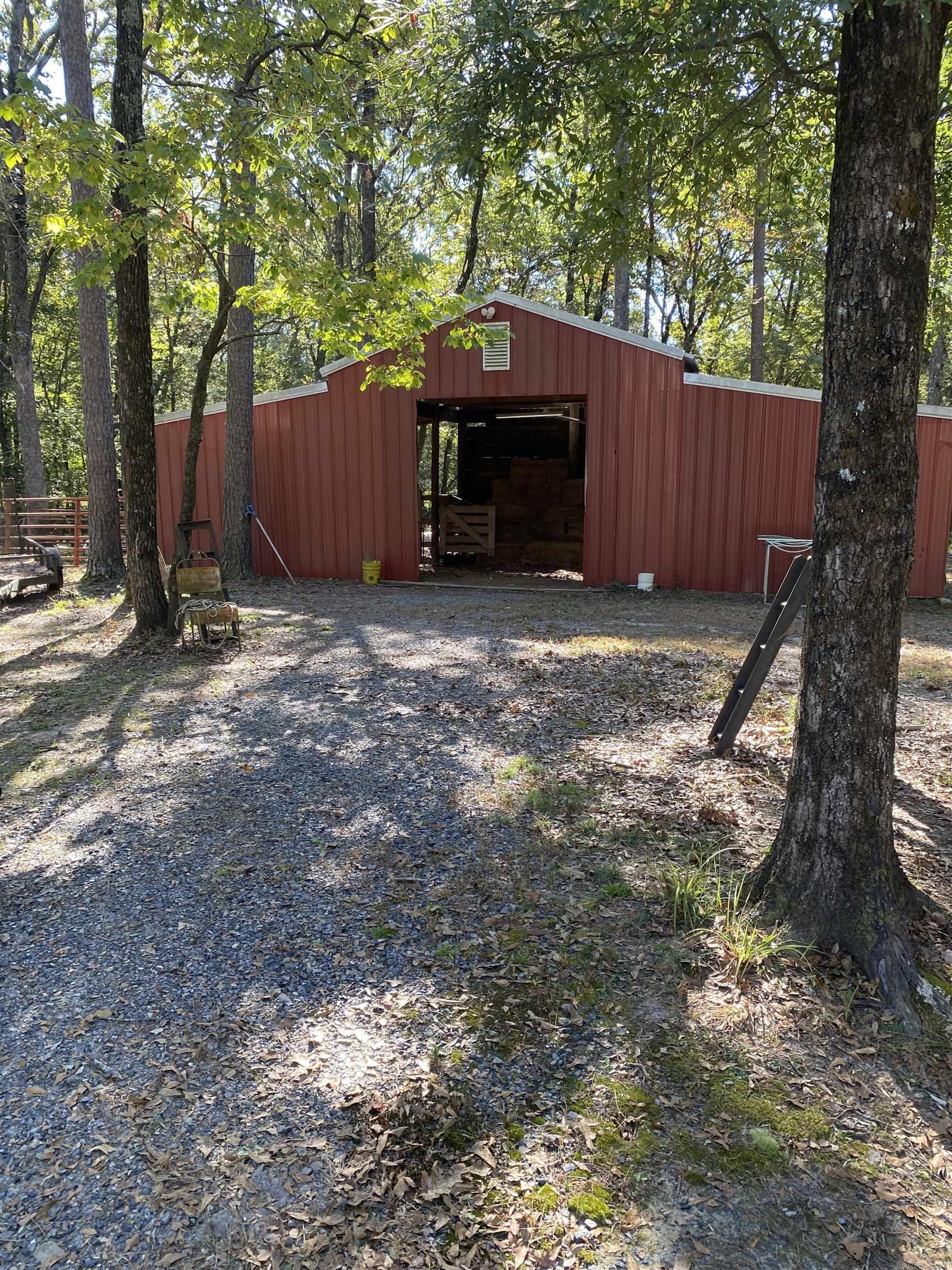 110 Hummingbird Lane Property Photo 12